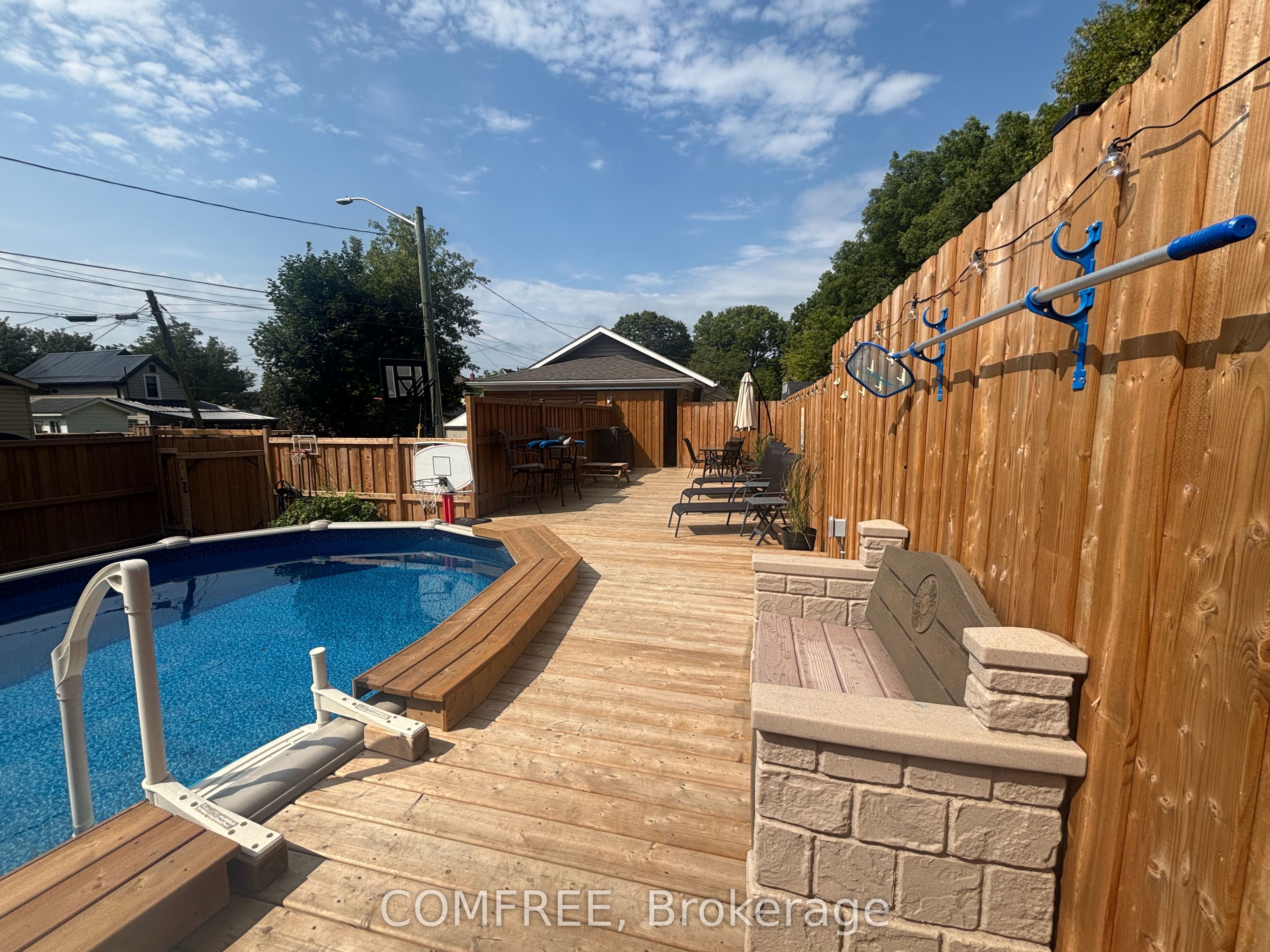 287 Brock Street Property Photo 29
