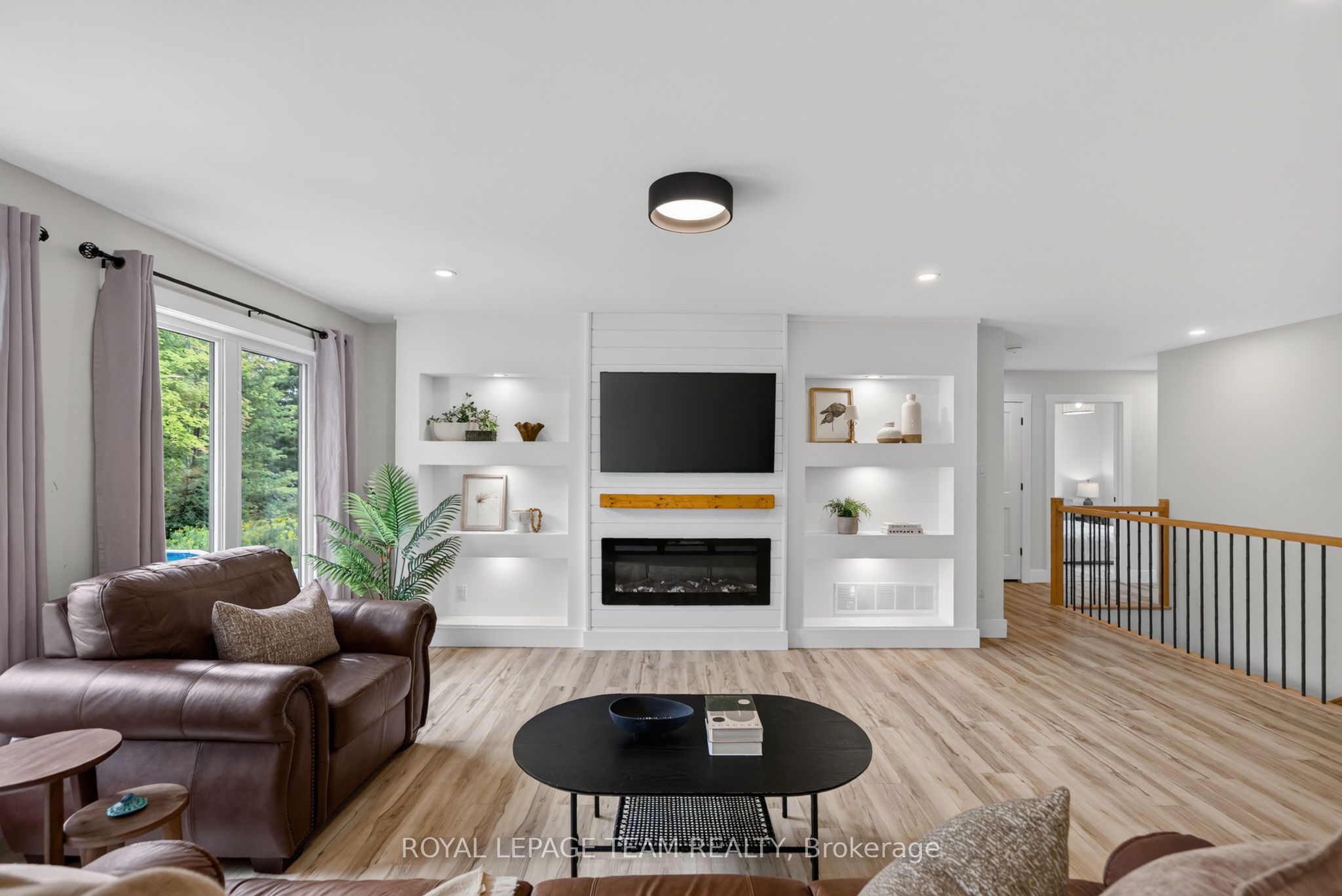 1007 Townline Road Property Photo 9