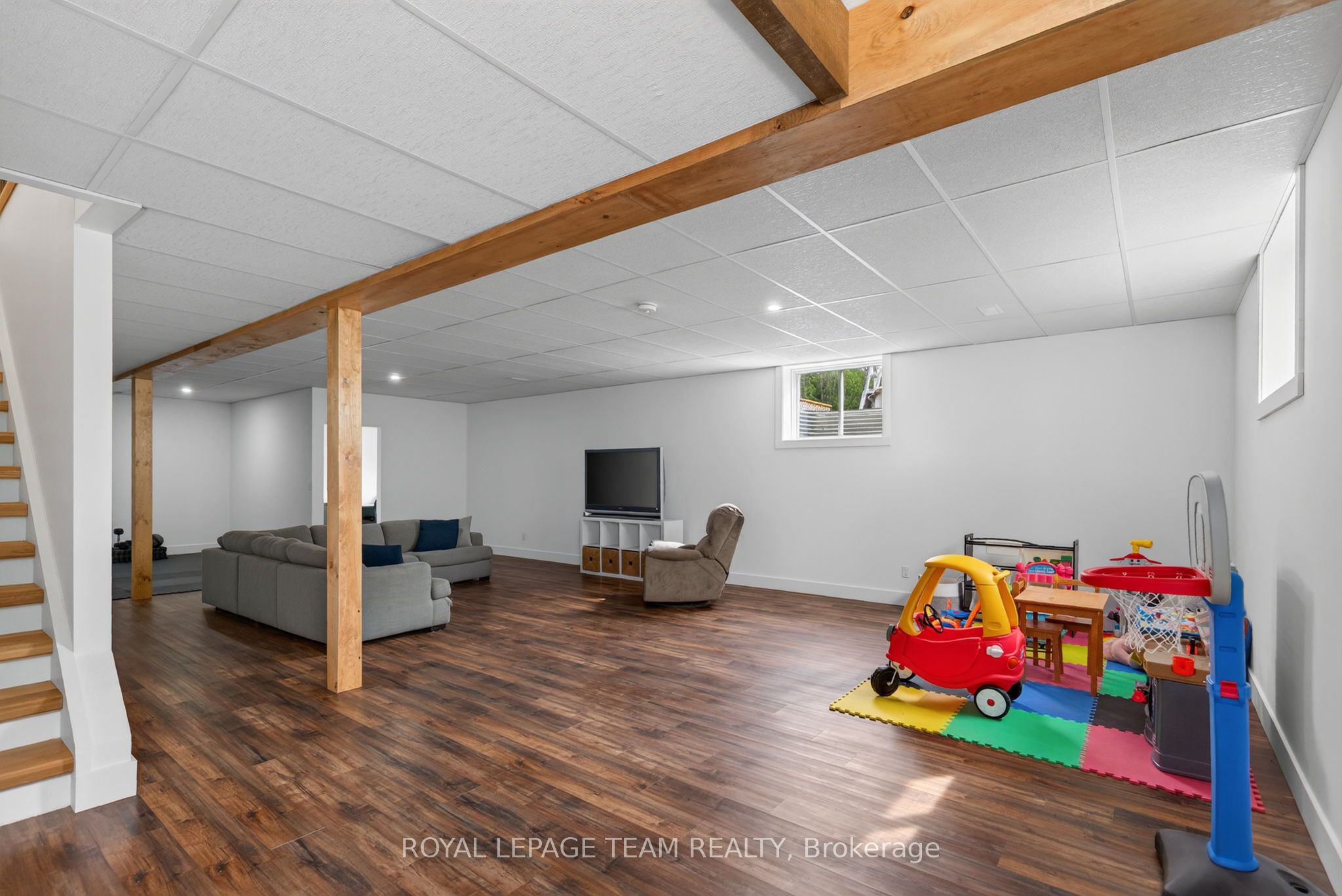 1007 Townline Road Property Photo 34