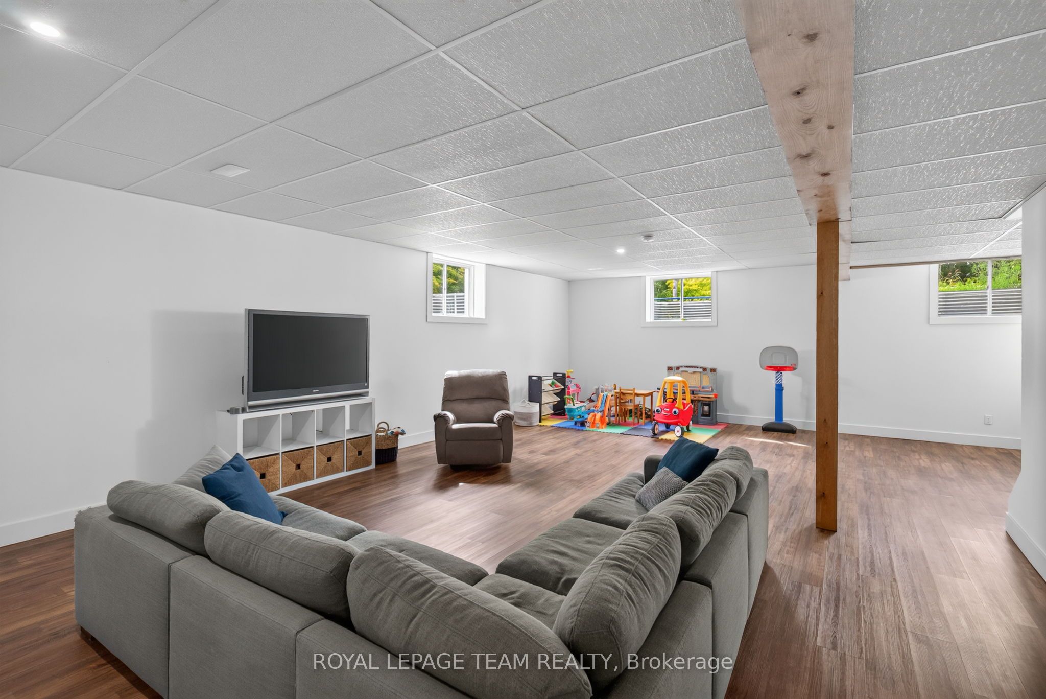 1007 Townline Road Property Photo 35