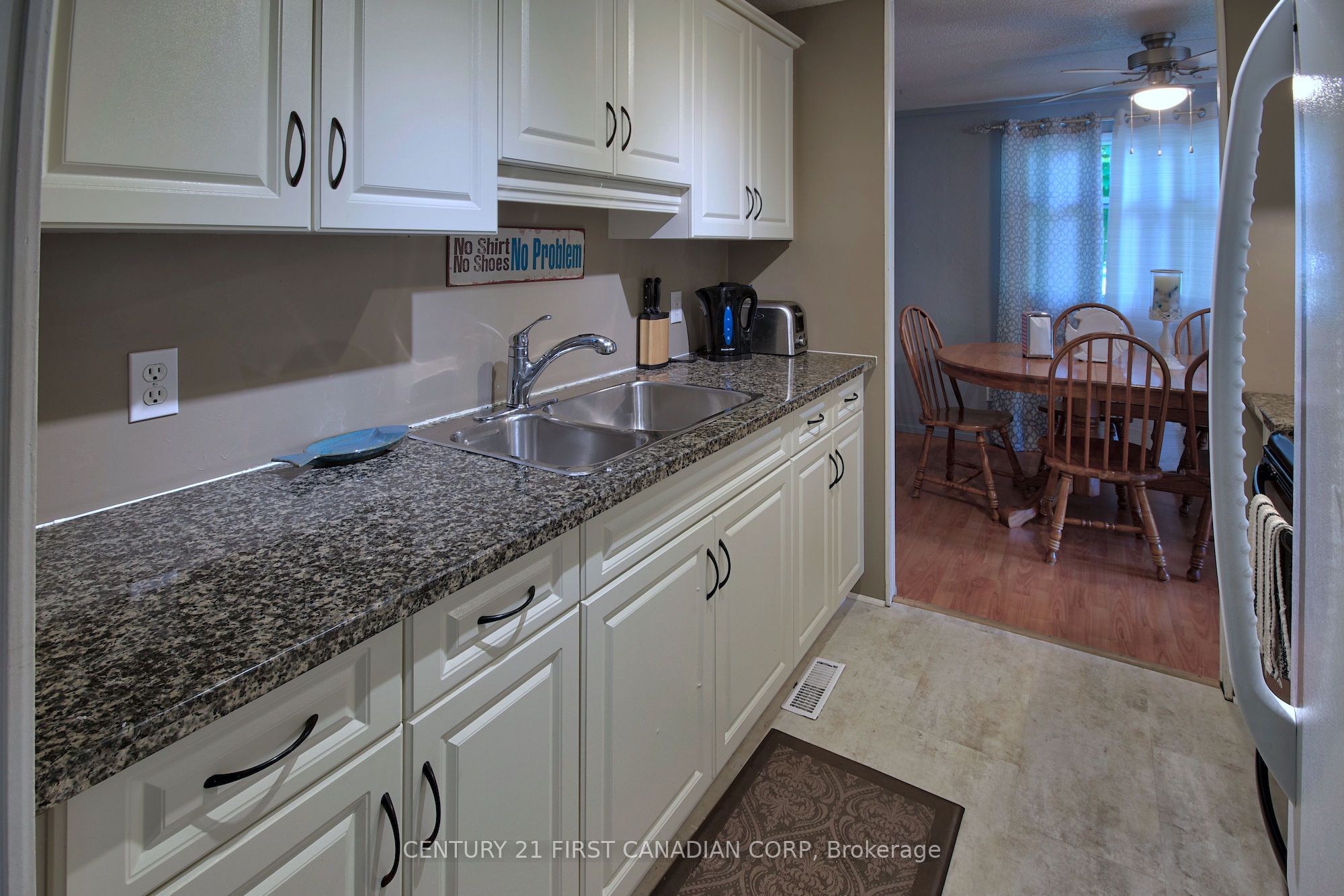 72599 Stanley Street Property Photo 12