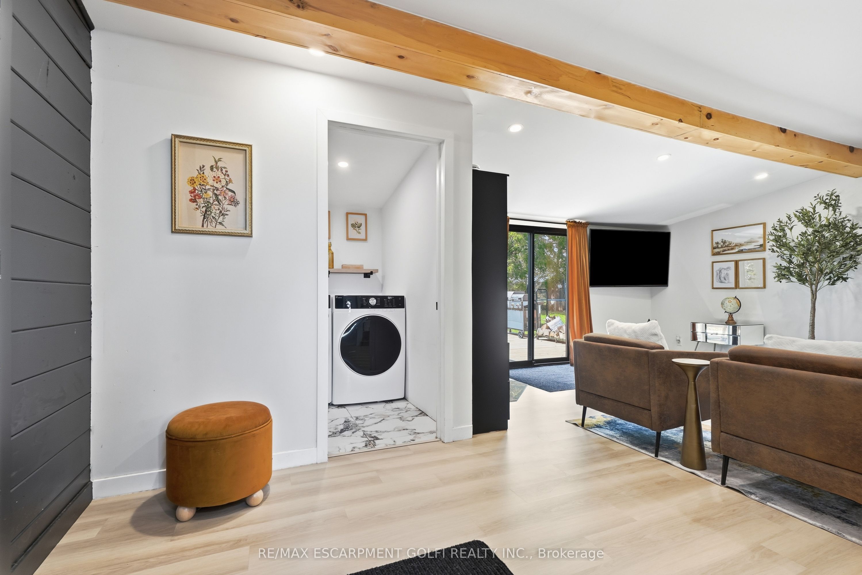 1368 Lorraine Road Property Photo 6