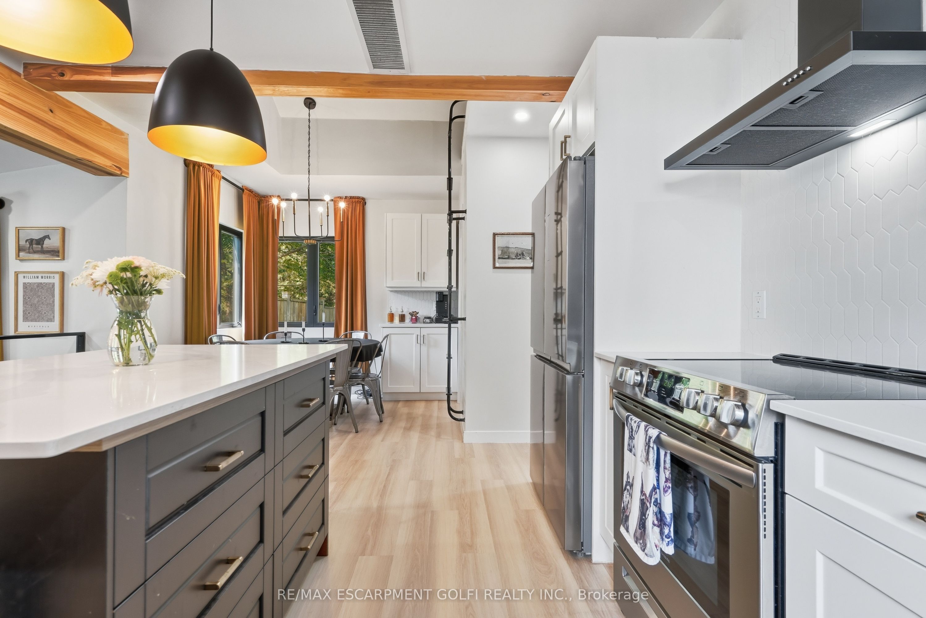1368 Lorraine Road Property Photo 12