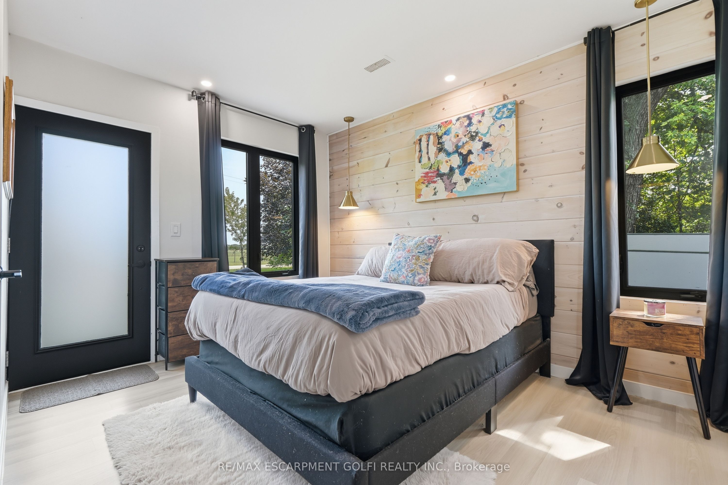 1368 Lorraine Road Property Photo 18