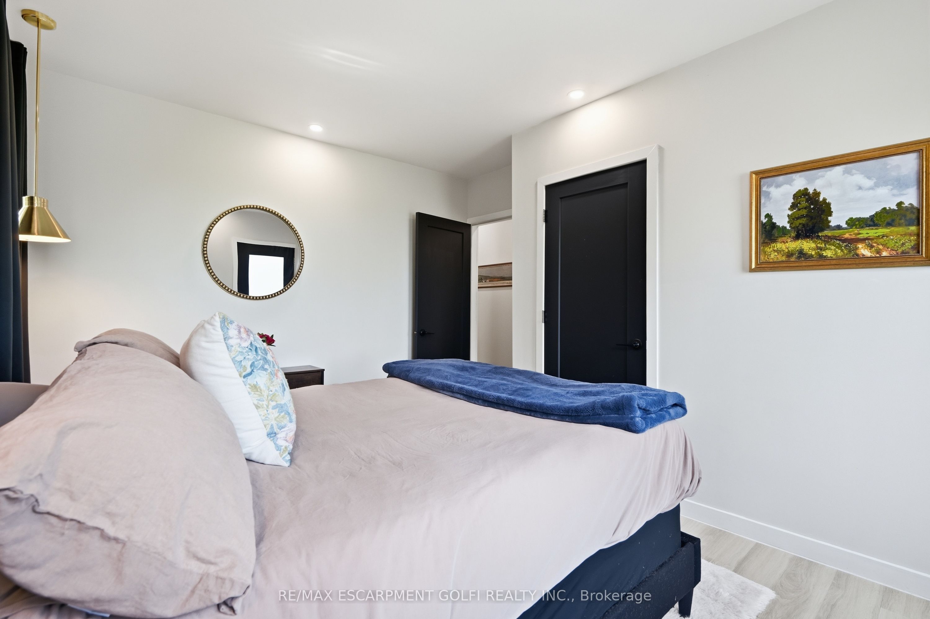 1368 Lorraine Road Property Photo 20