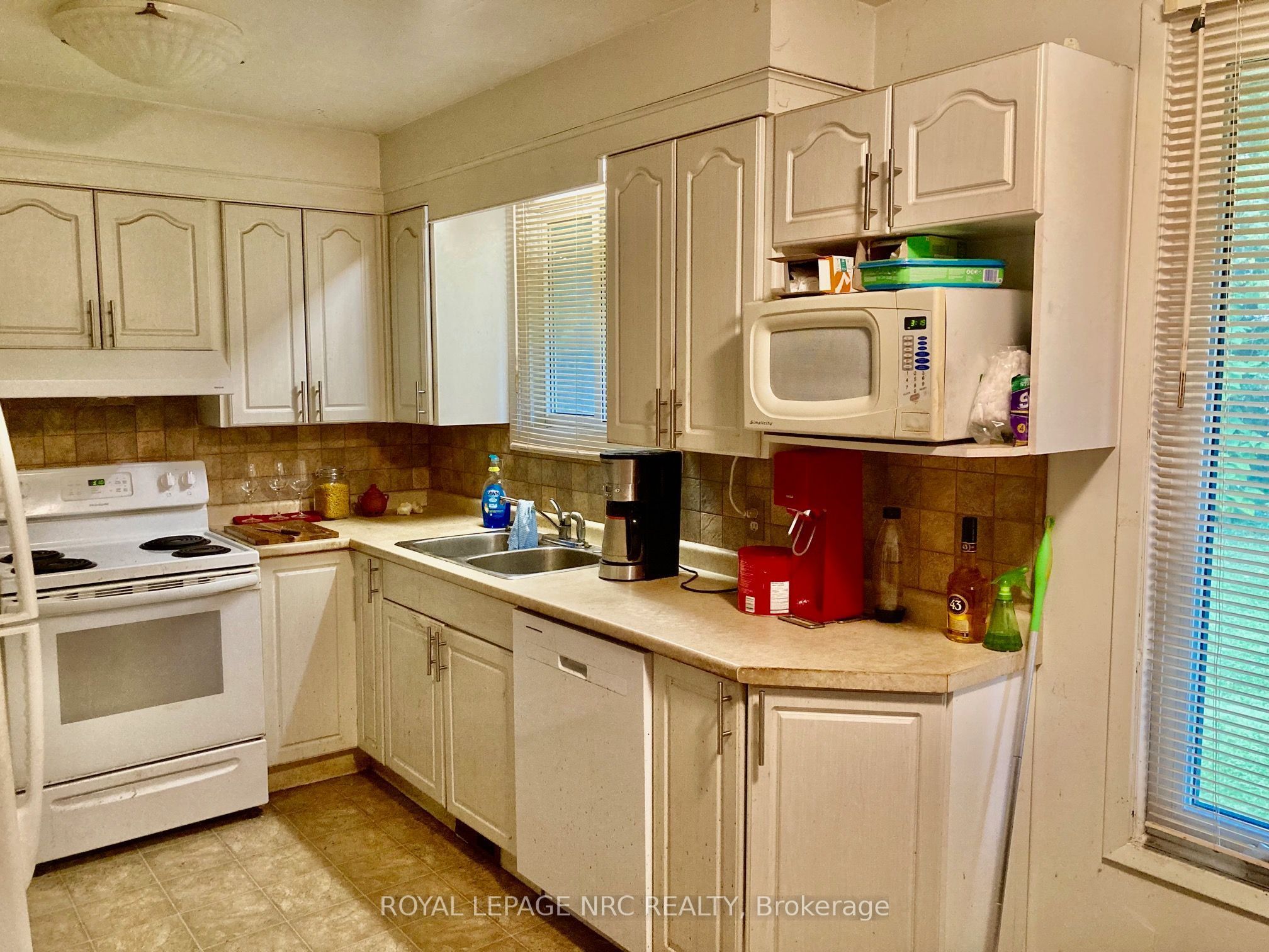 3871 Orlando Drive Property Photo 3