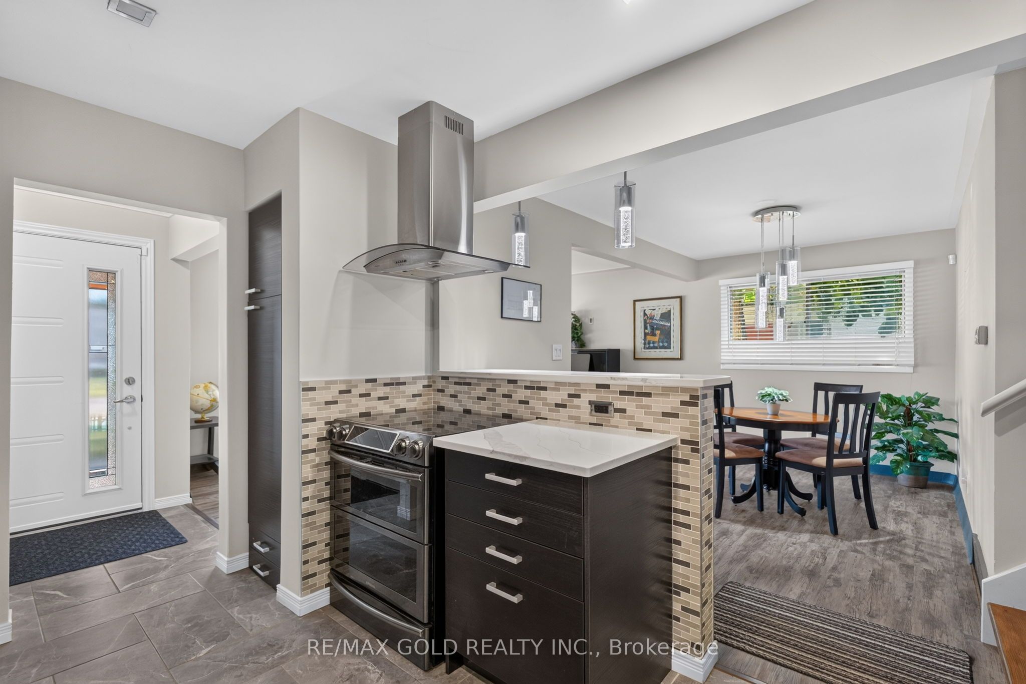 16 Monterey Road Property Photo 17