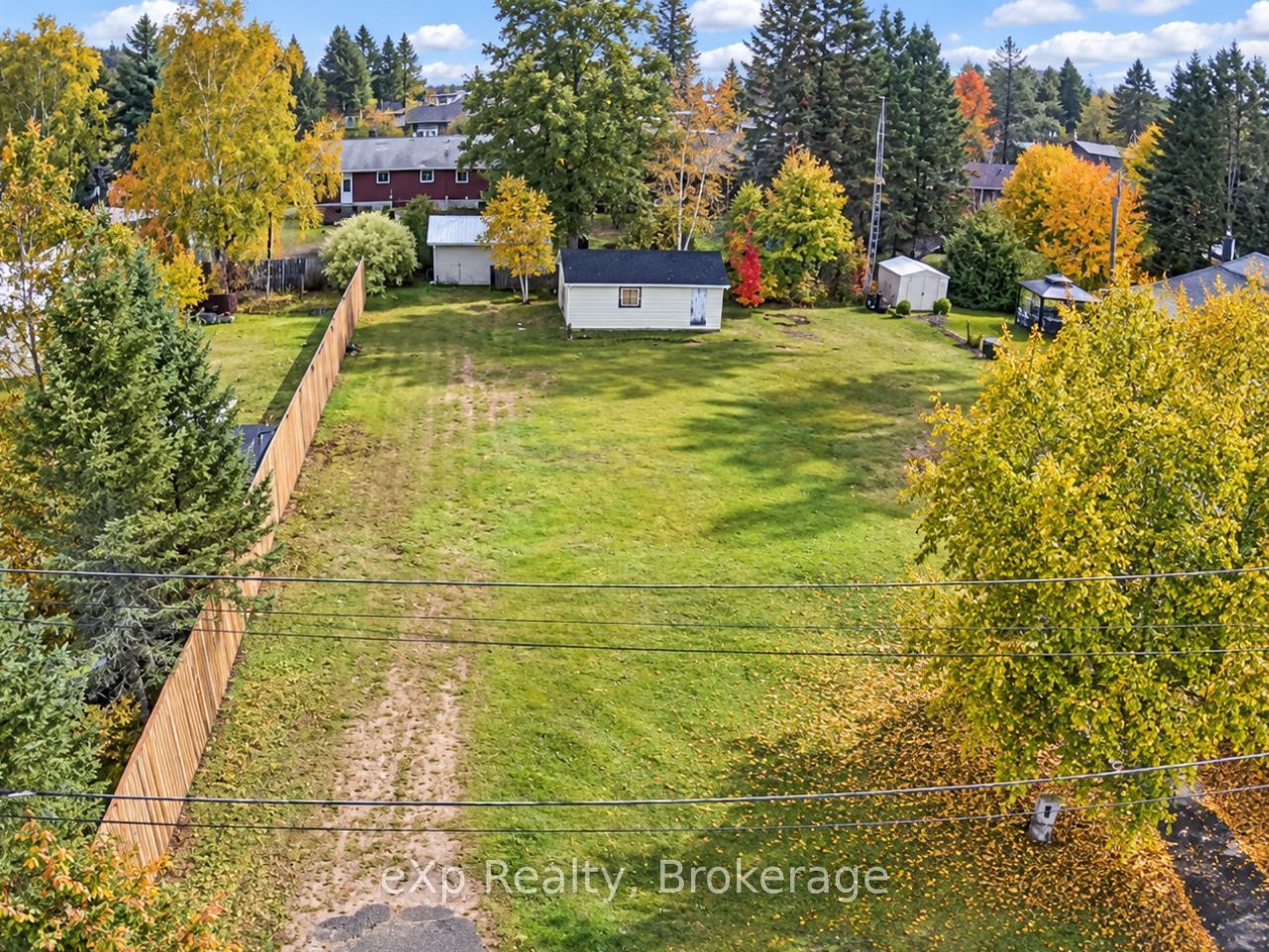 8 Cedar Court Property Photo 3