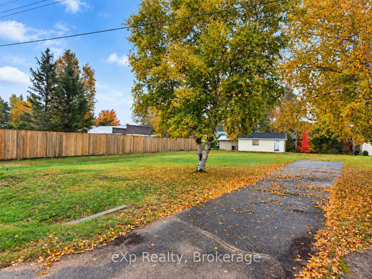 8 Cedar Court Property Photo 6
