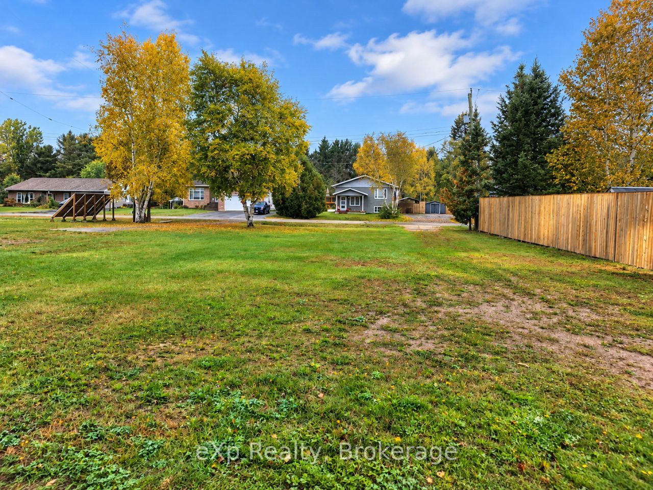8 Cedar Court Property Photo 8