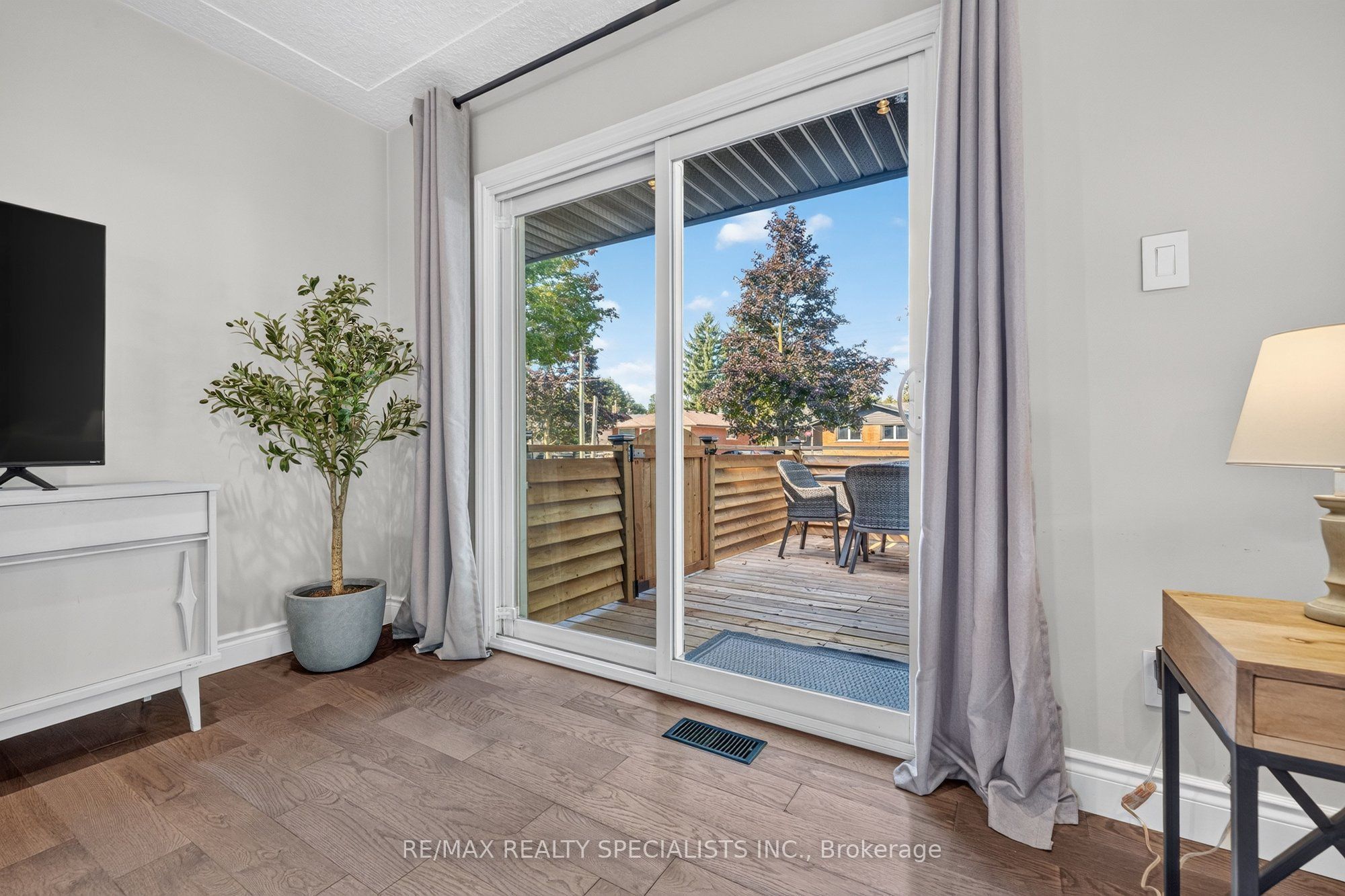 70 Duncairn Avenue Property Photo 22