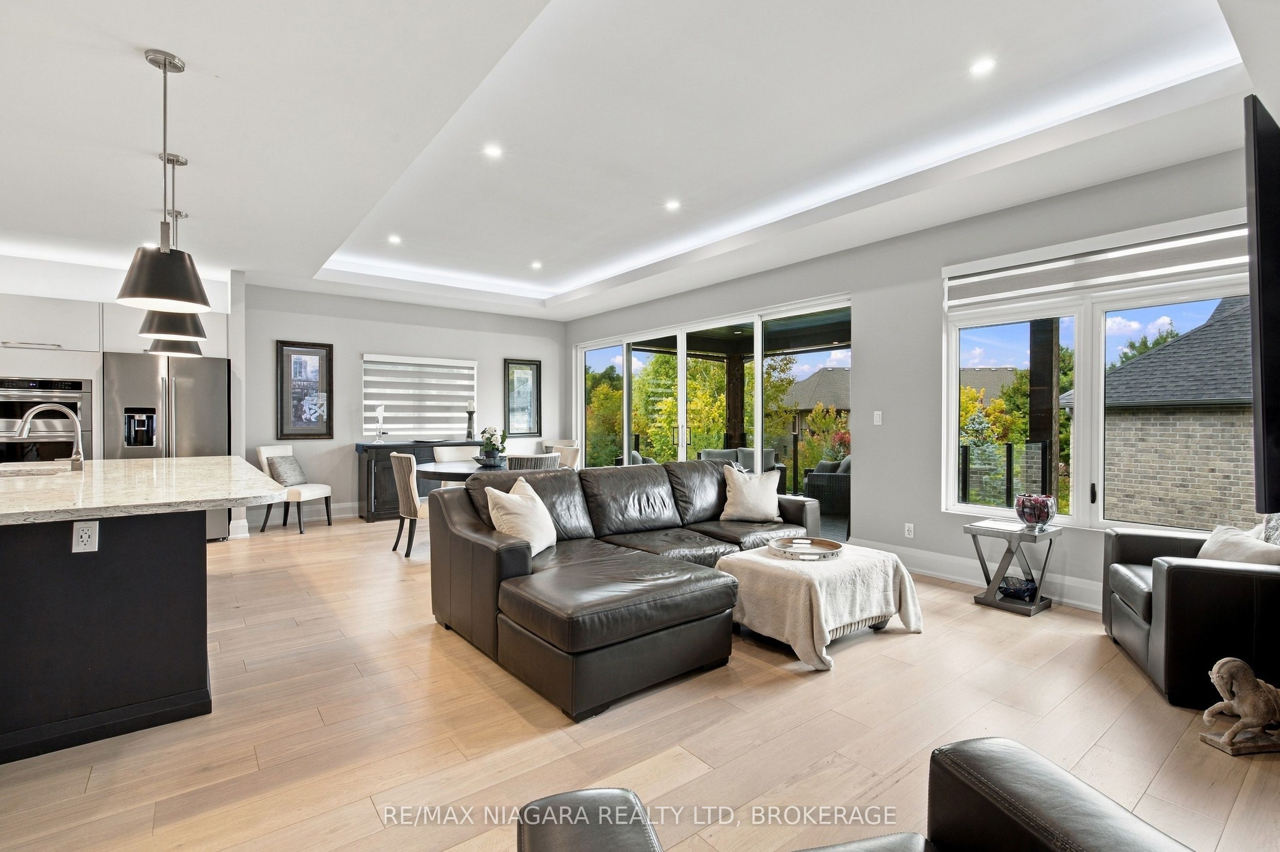 2 Fedorkow Lane Property Photo 14