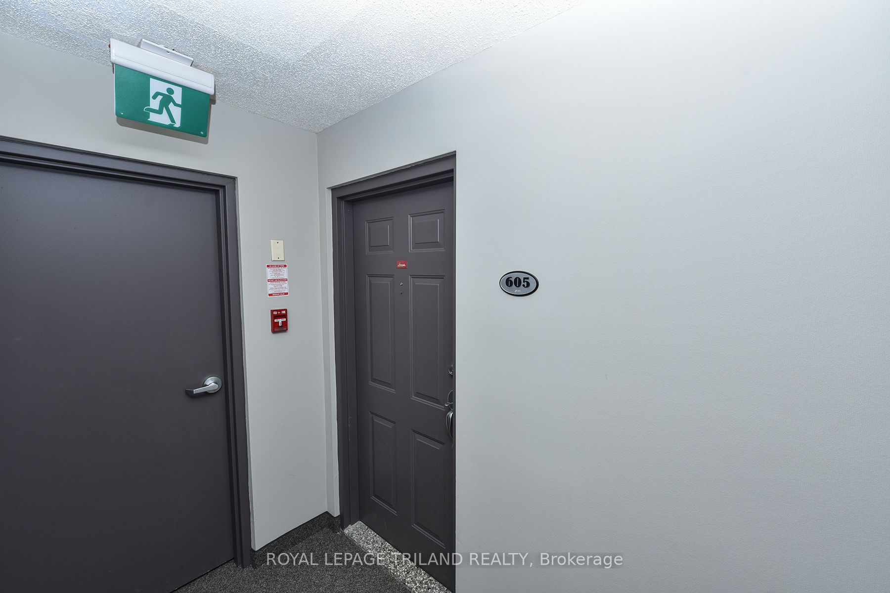 75 Huxley Street 605 Property Photo 2