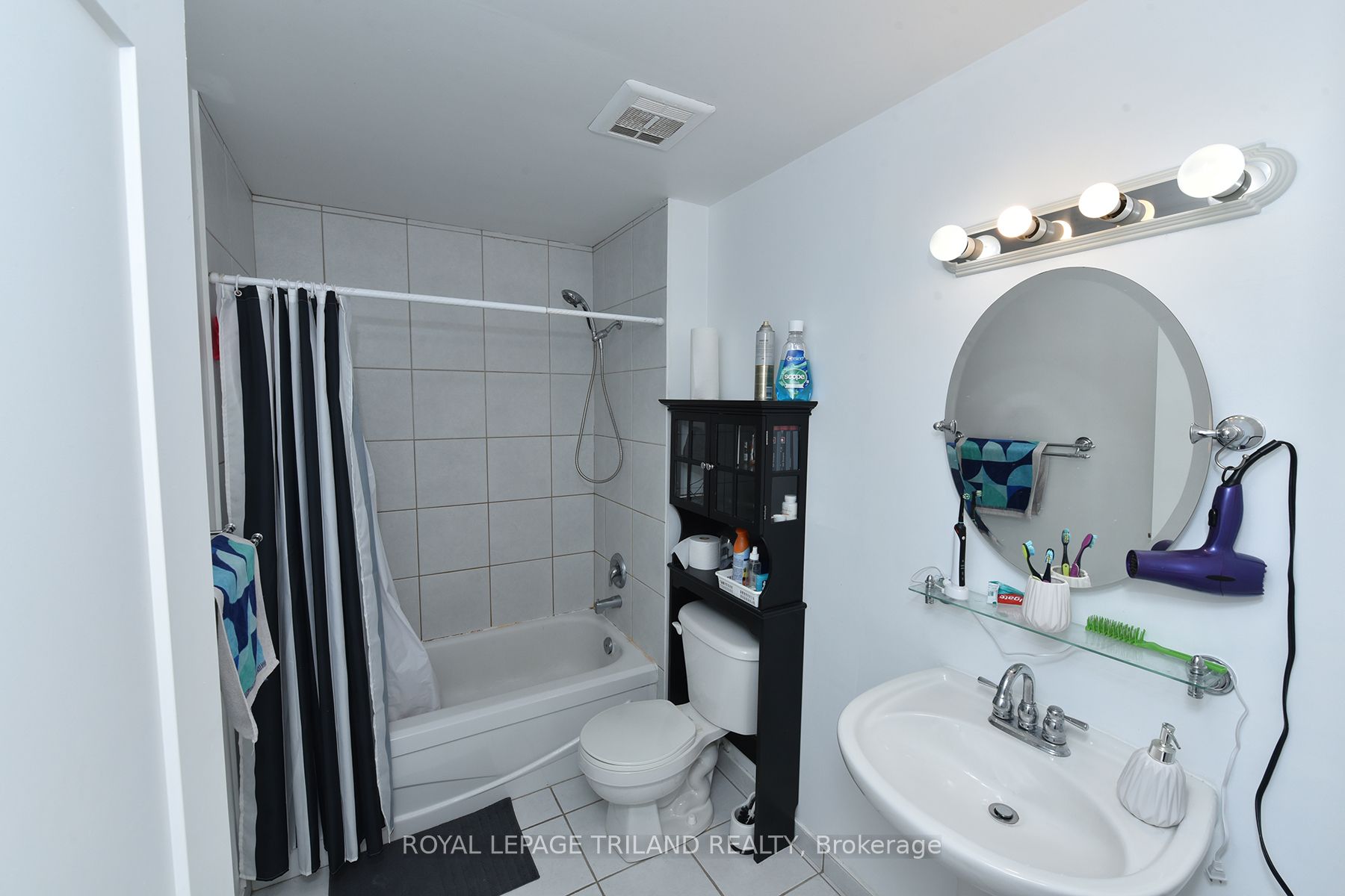 75 Huxley Street 605 Property Photo 24