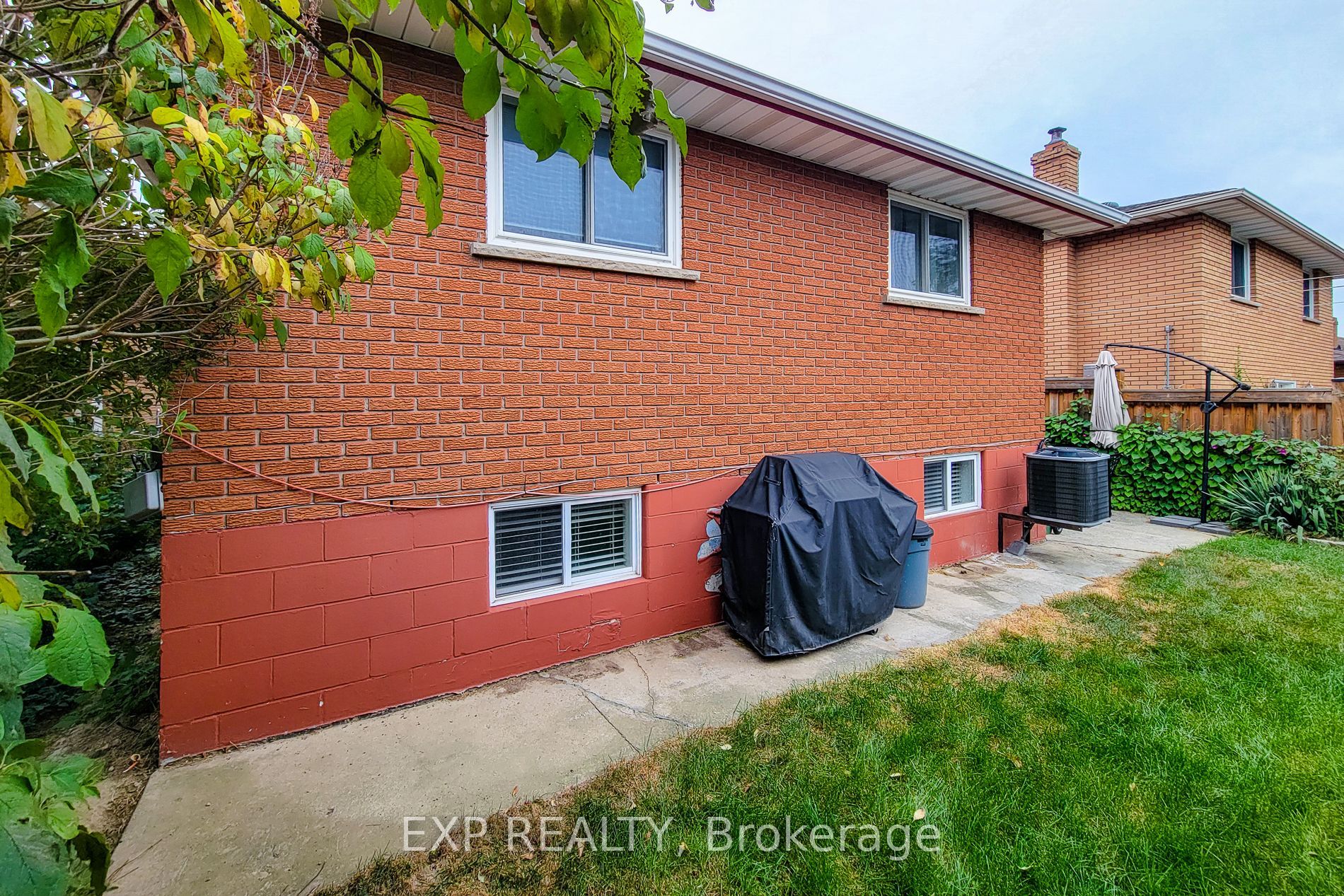 23 Tara Court Property Photo 5