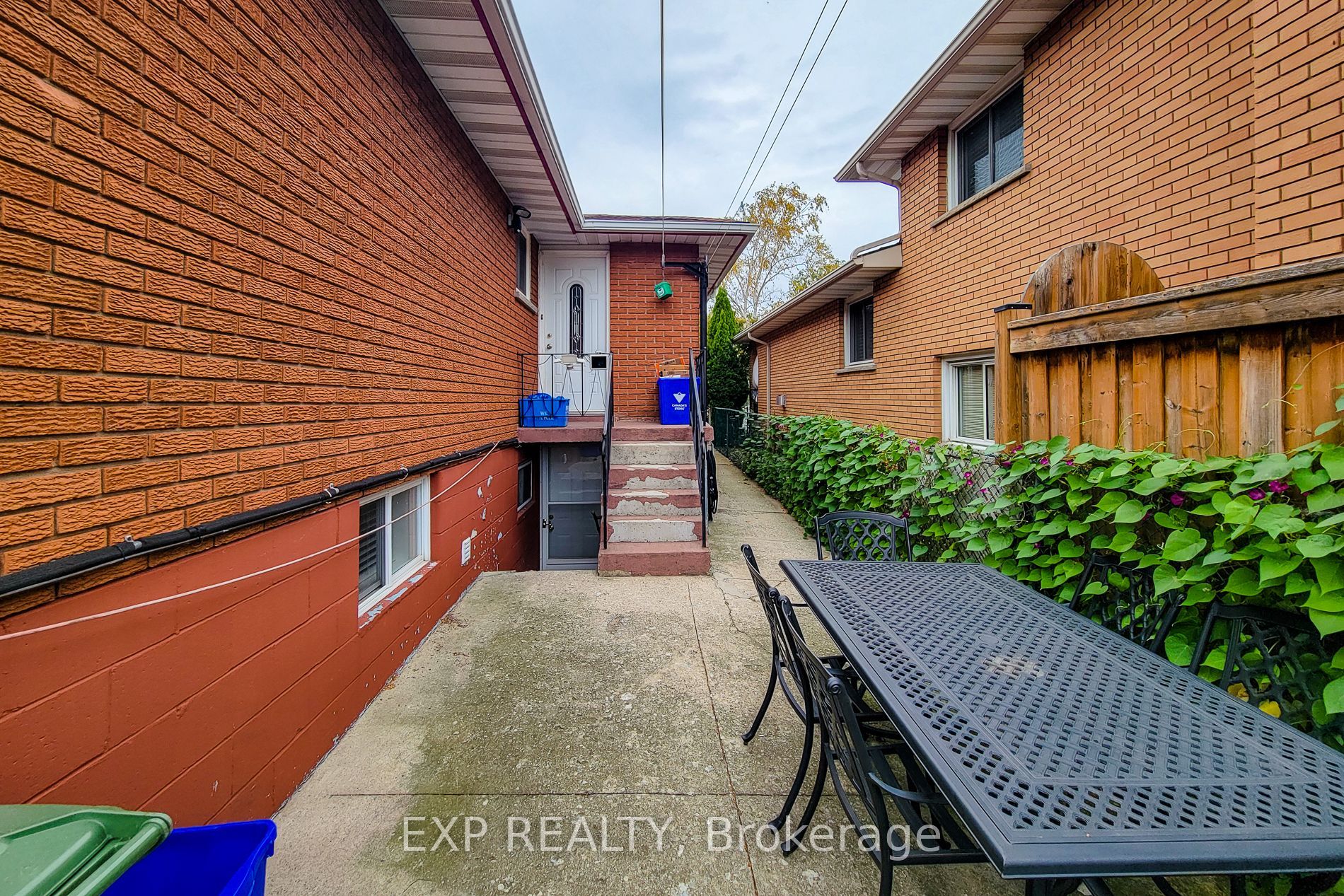 23 Tara Court Property Photo 9