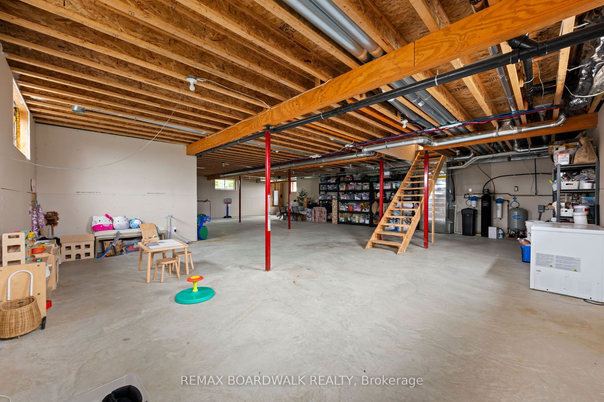 540 Crain Drive Property Photo 41
