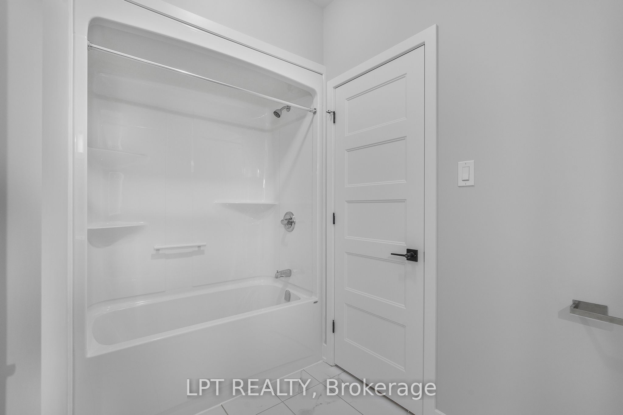 960 Katia Street Property Photo 18