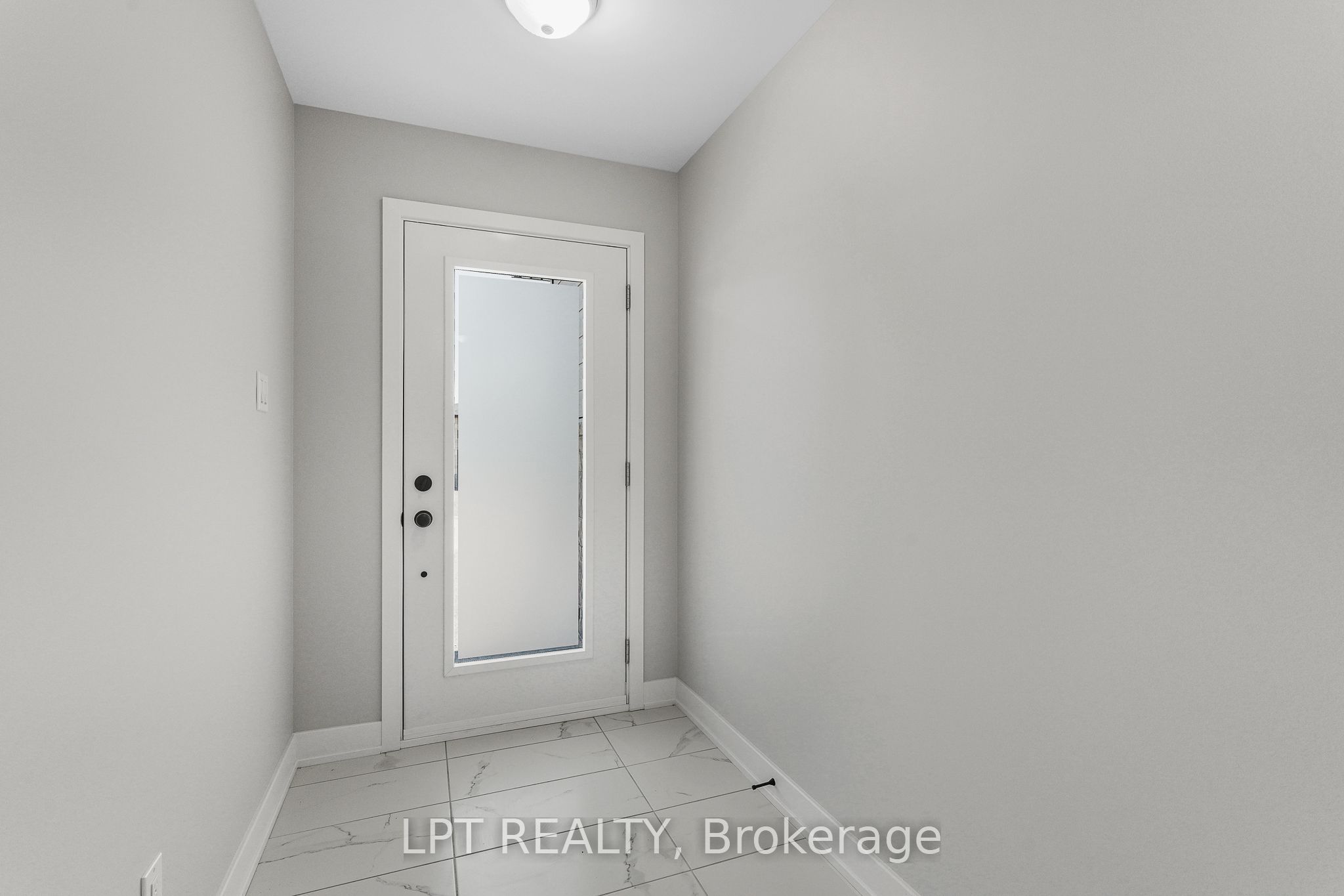960 Katia Street Property Photo 20