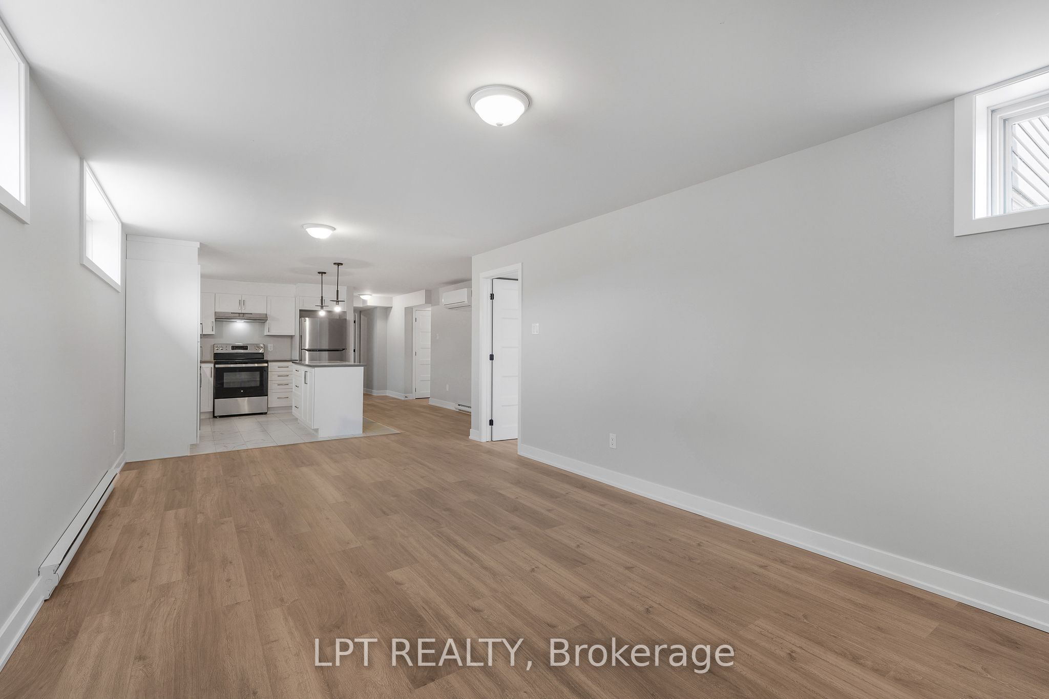 960 Katia Street Property Photo 30