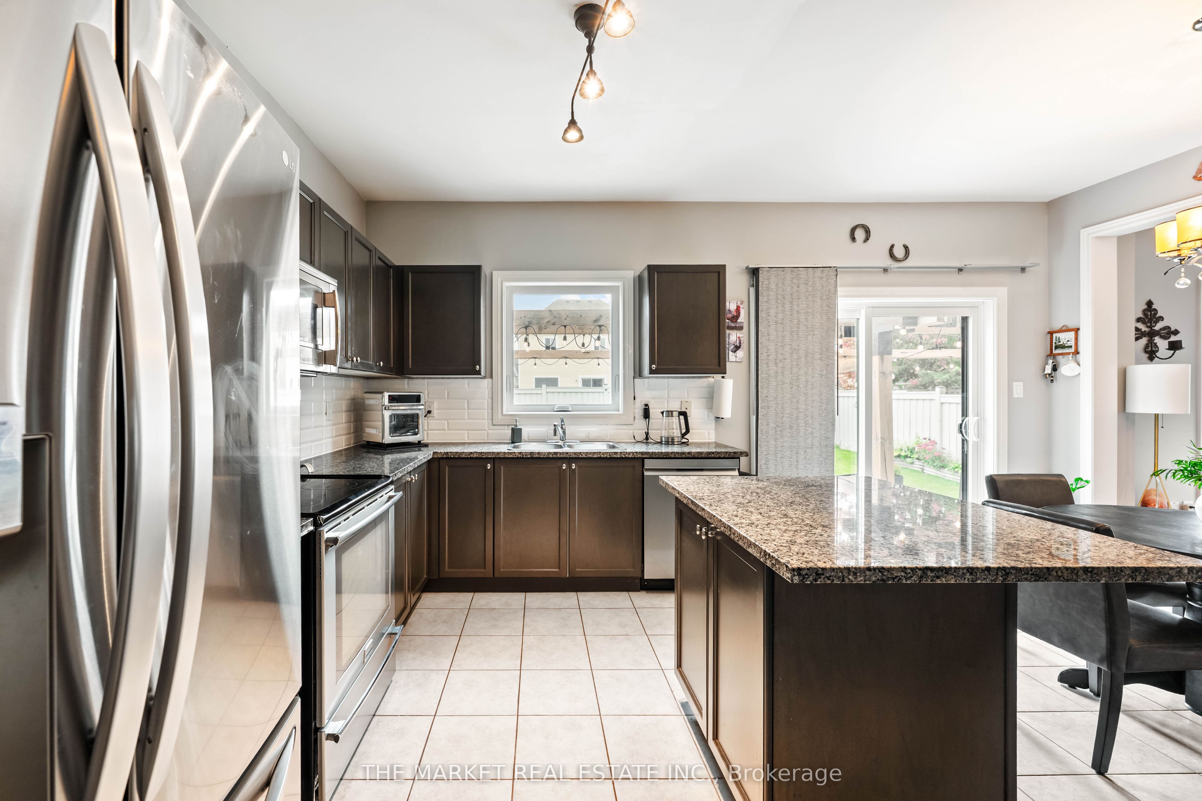 877 O'reilly Crescent Property Photo 16