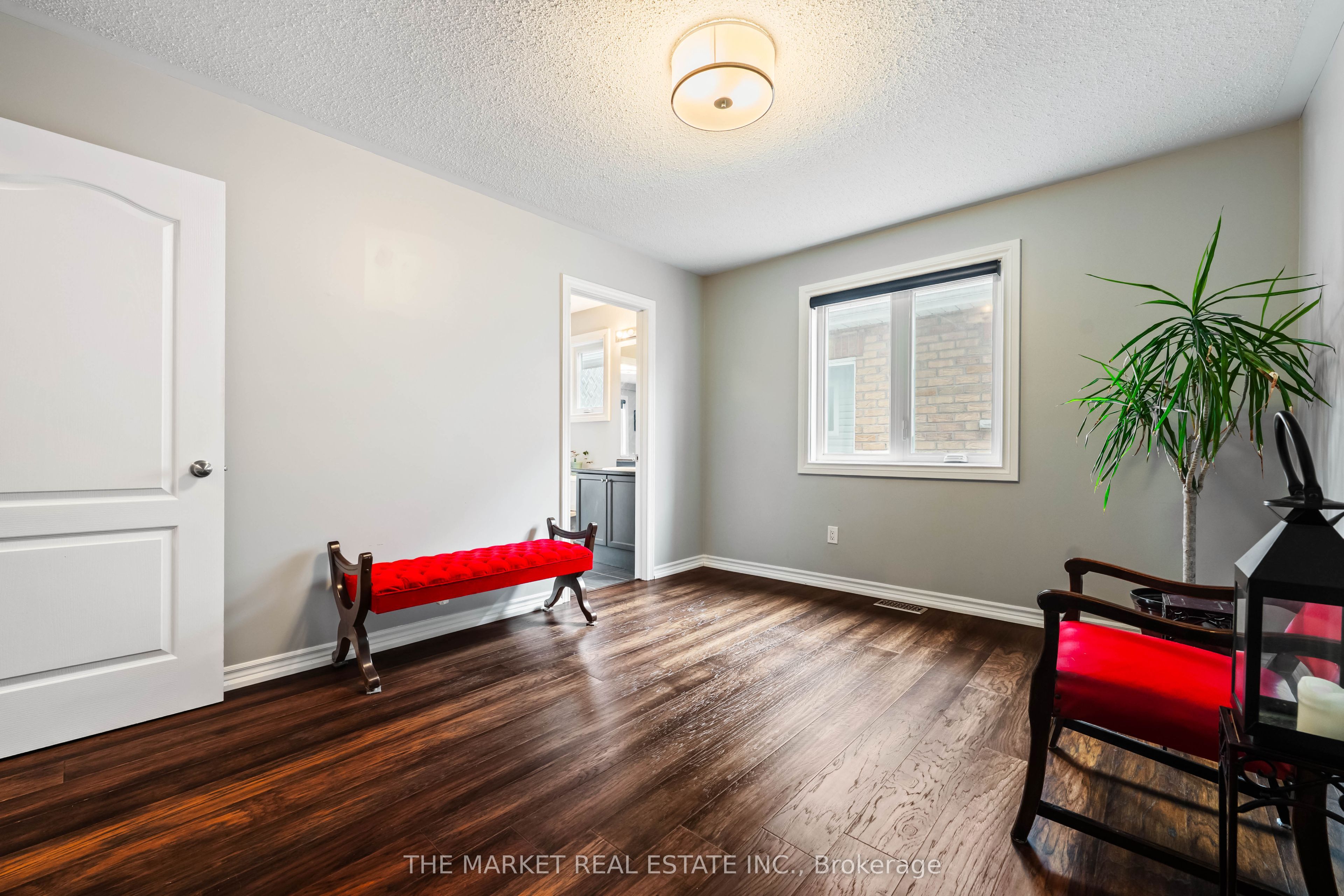 877 O'reilly Crescent Property Photo 36