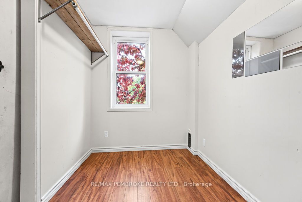 459 Somerset Street Property Photo 30