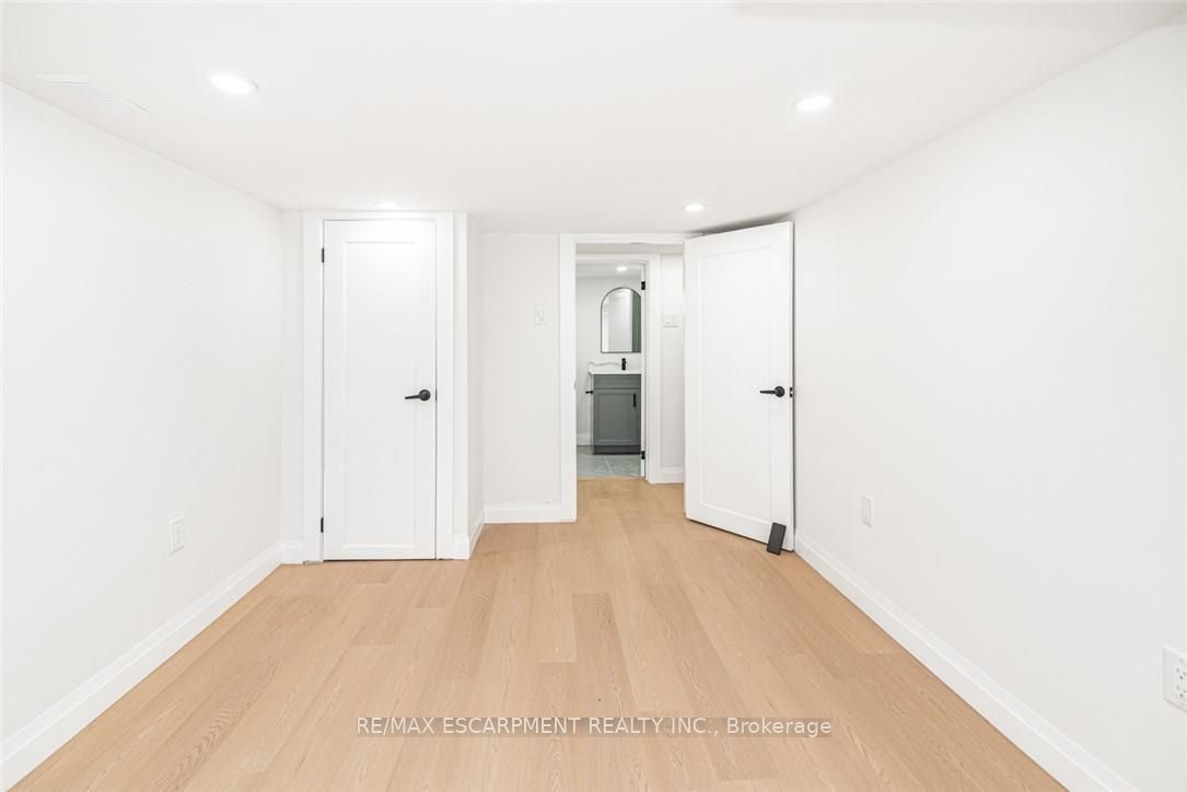 203 Brock Street Property Photo 26