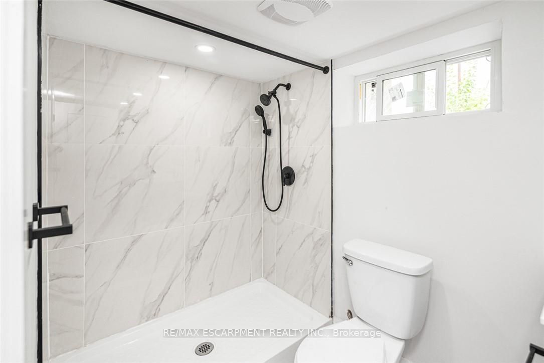 203 Brock Street Property Photo 28