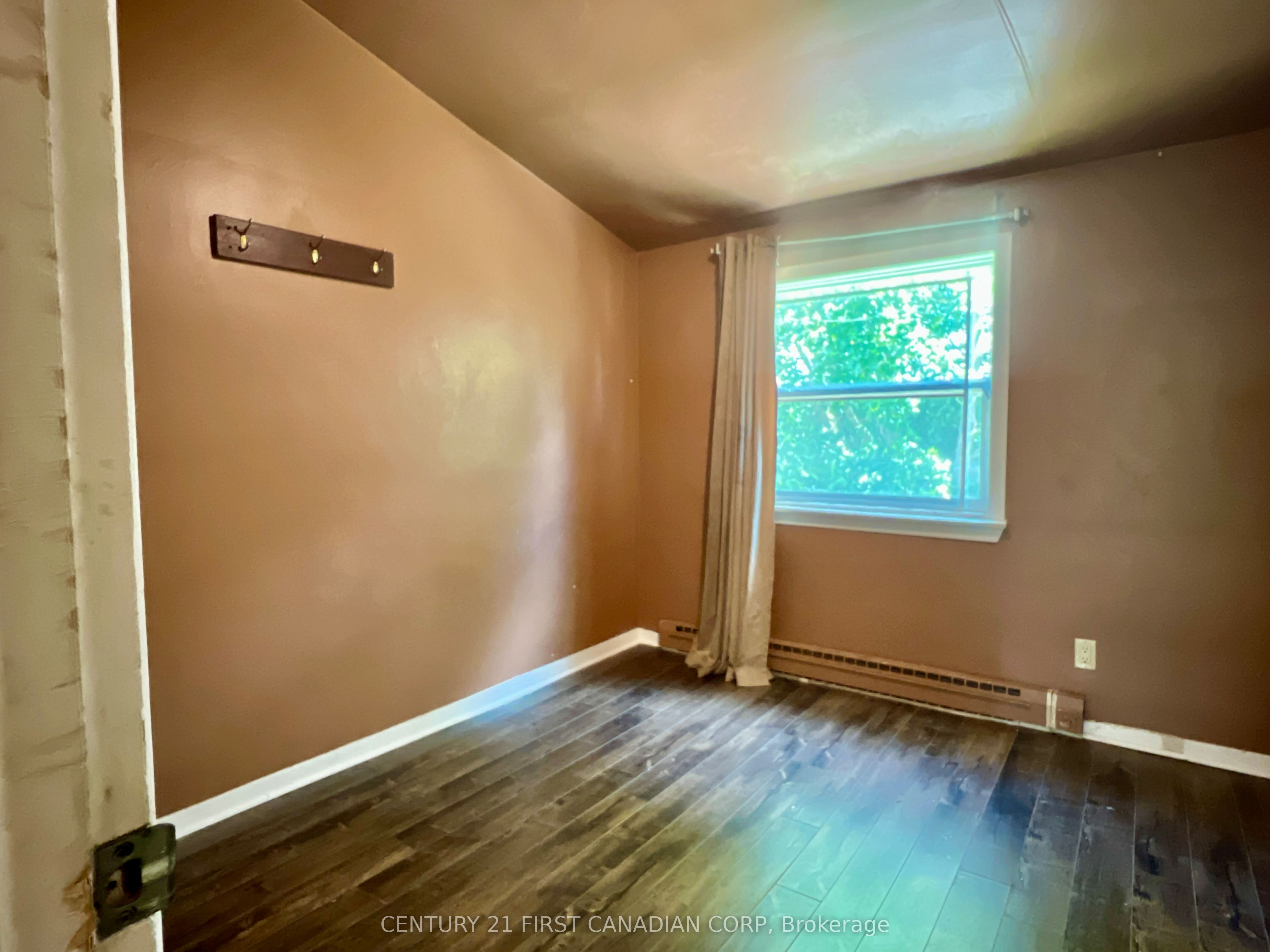 40 Arbour Glen Crescent Property Photo 7
