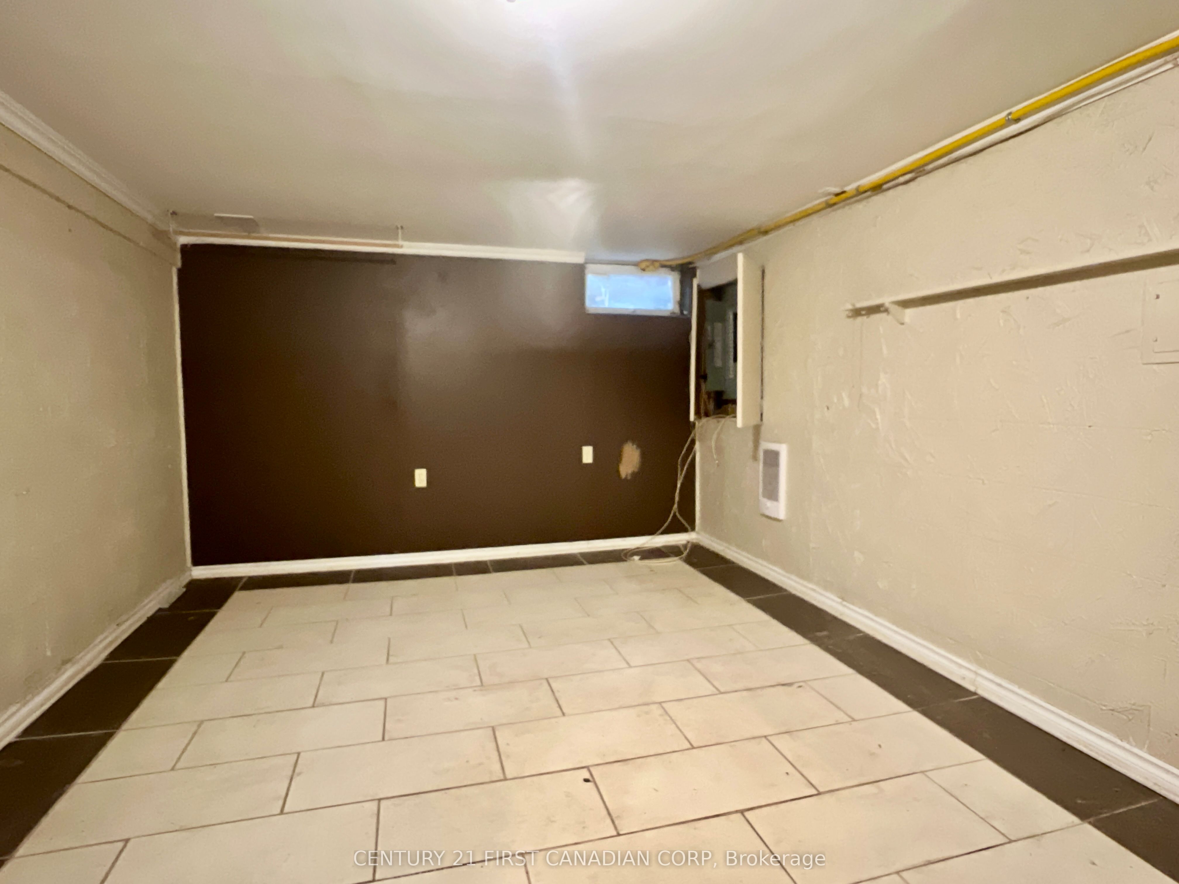 40 Arbour Glen Crescent Property Photo 12