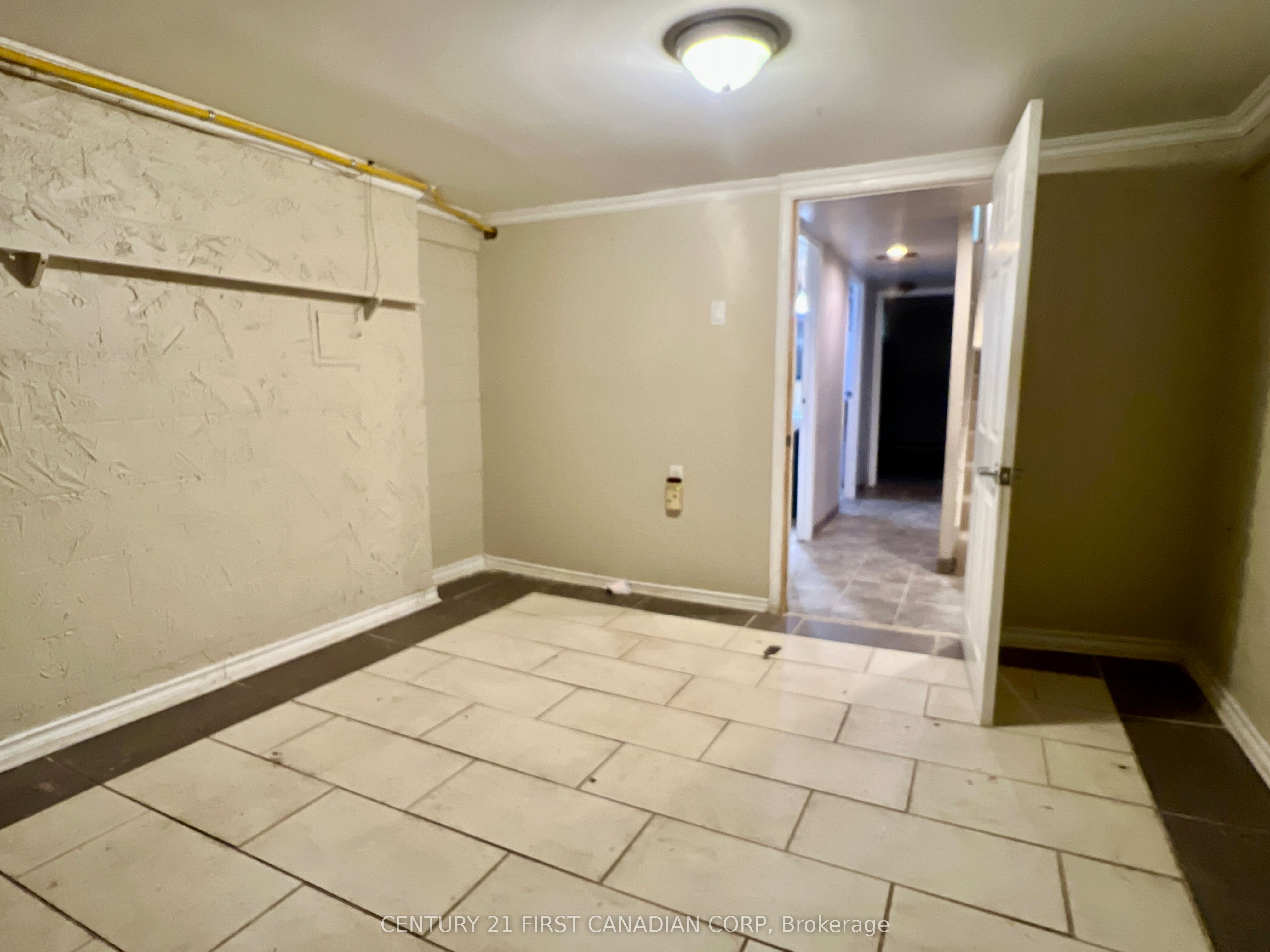 40 Arbour Glen Crescent Property Photo 14
