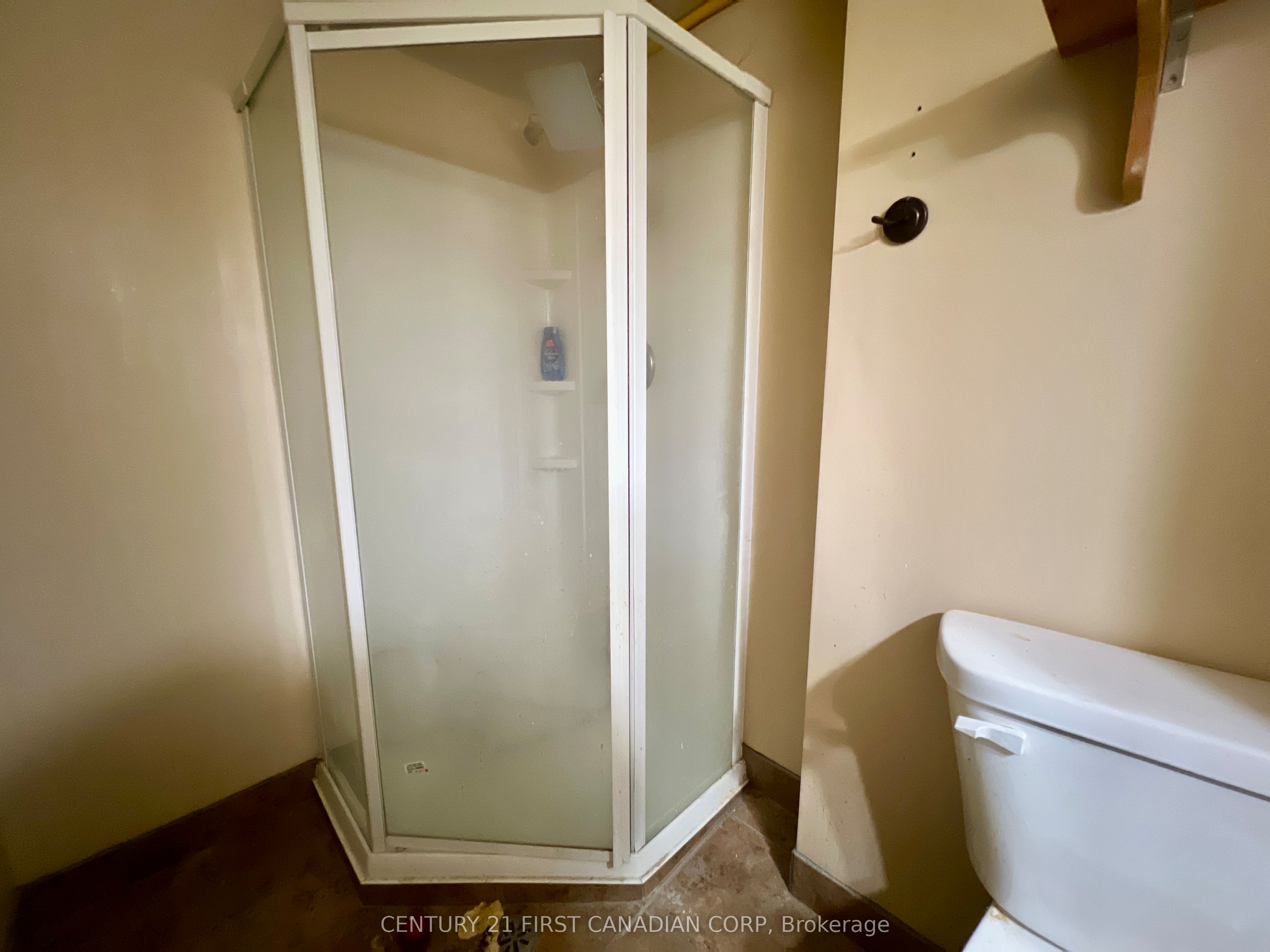 40 Arbour Glen Crescent Property Photo 16