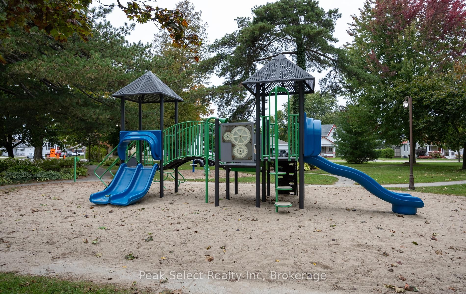 103 Park Street Property Photo 4
