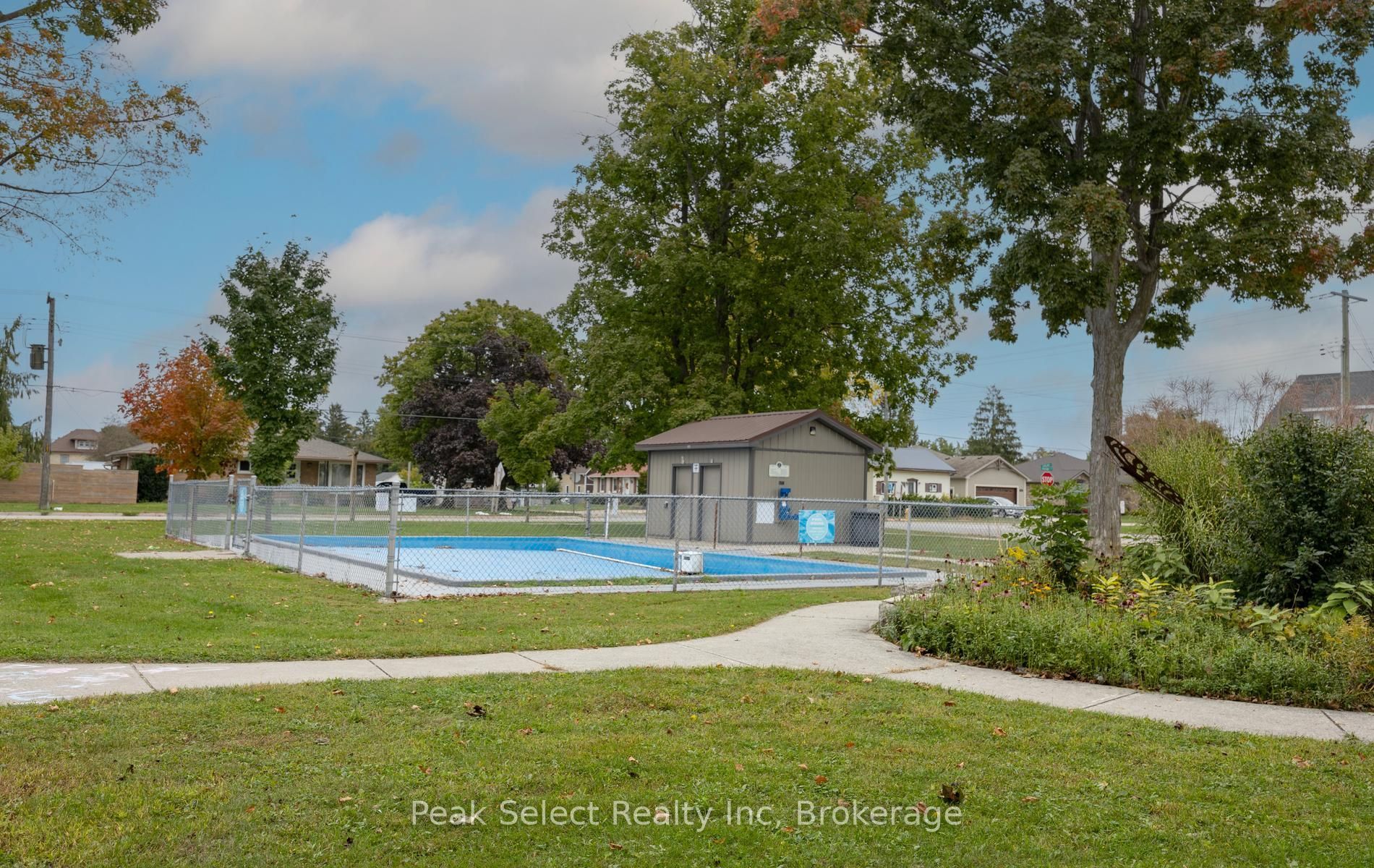 103 Park Street Property Photo 5