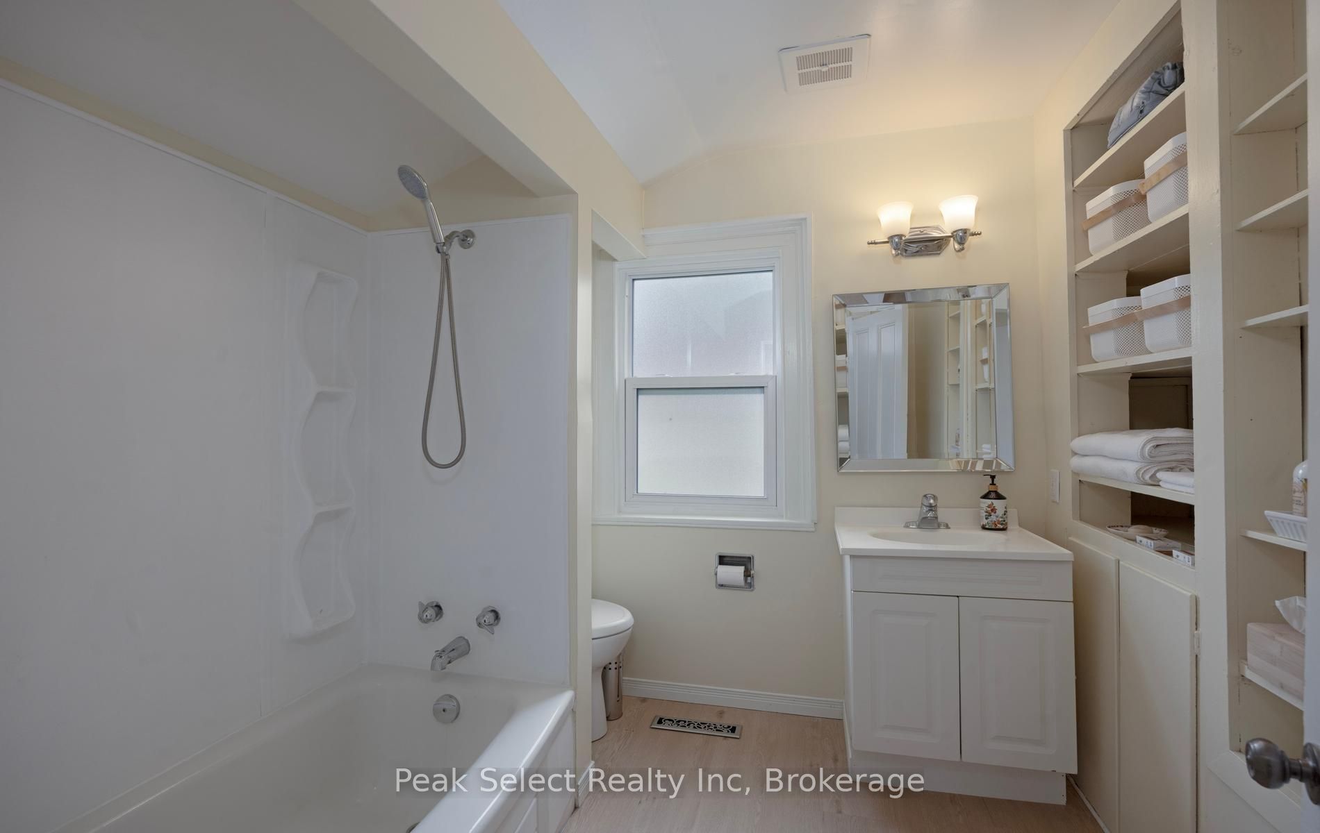 103 Park Street Property Photo 28