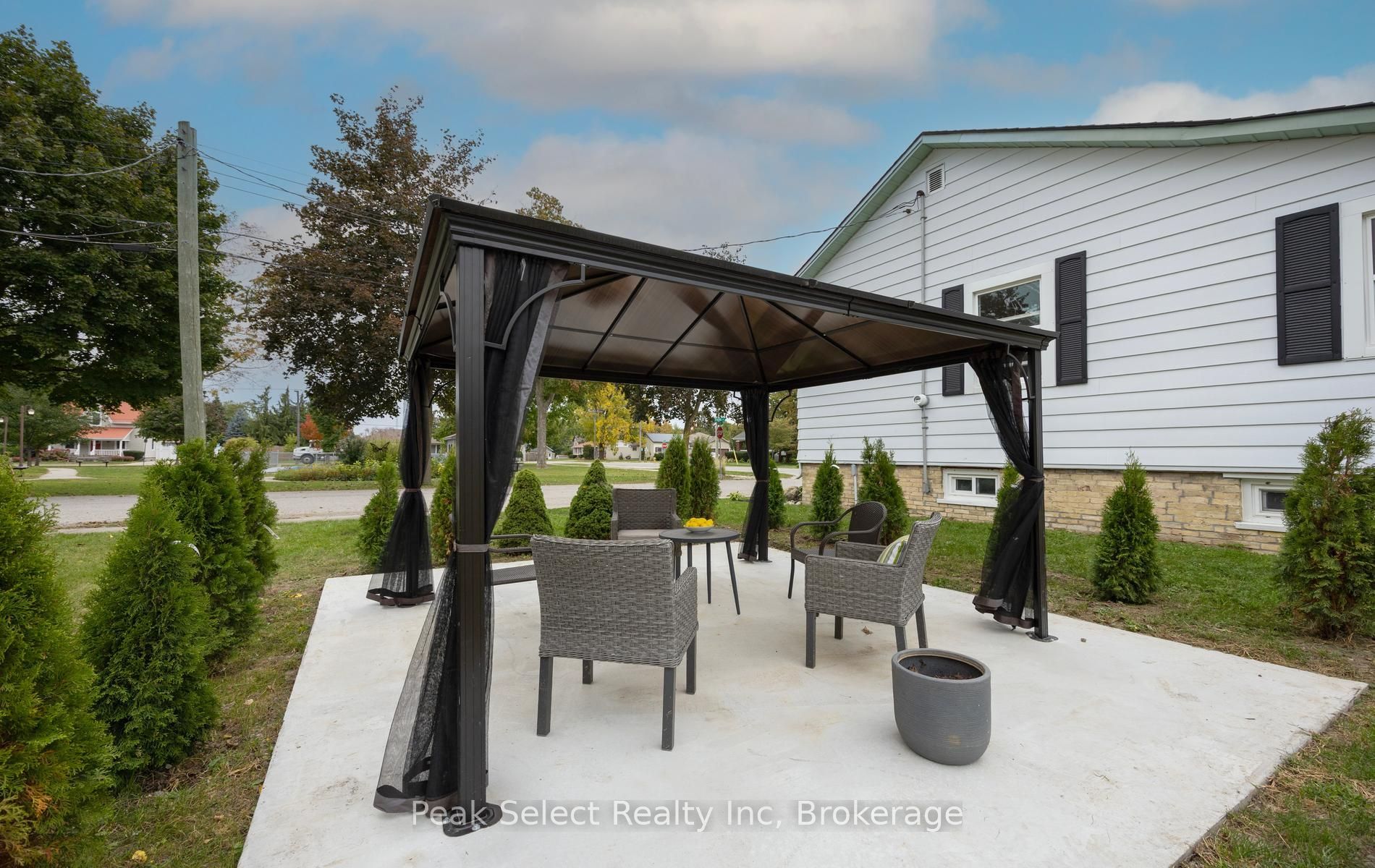 103 Park Street Property Photo 31
