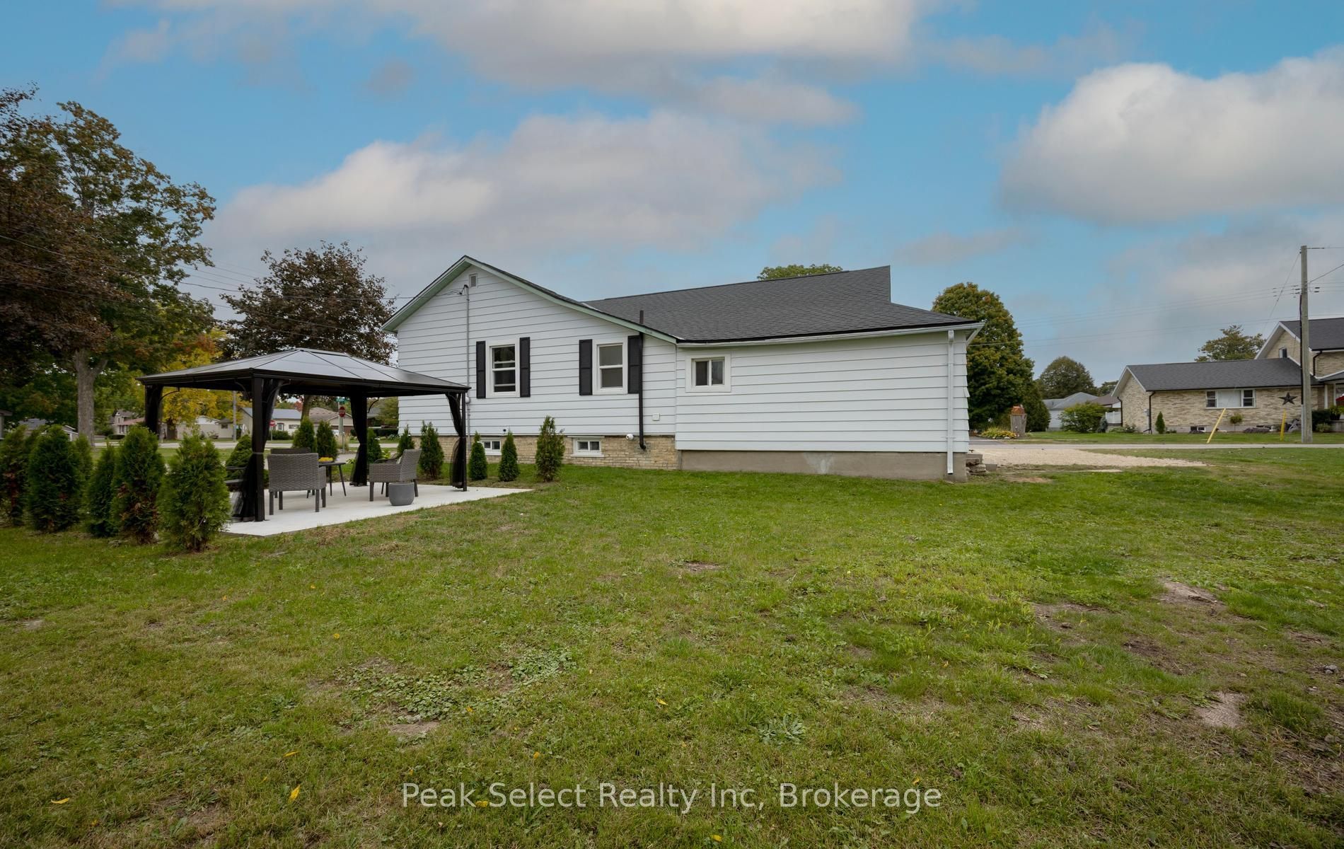 103 Park Street Property Photo 35