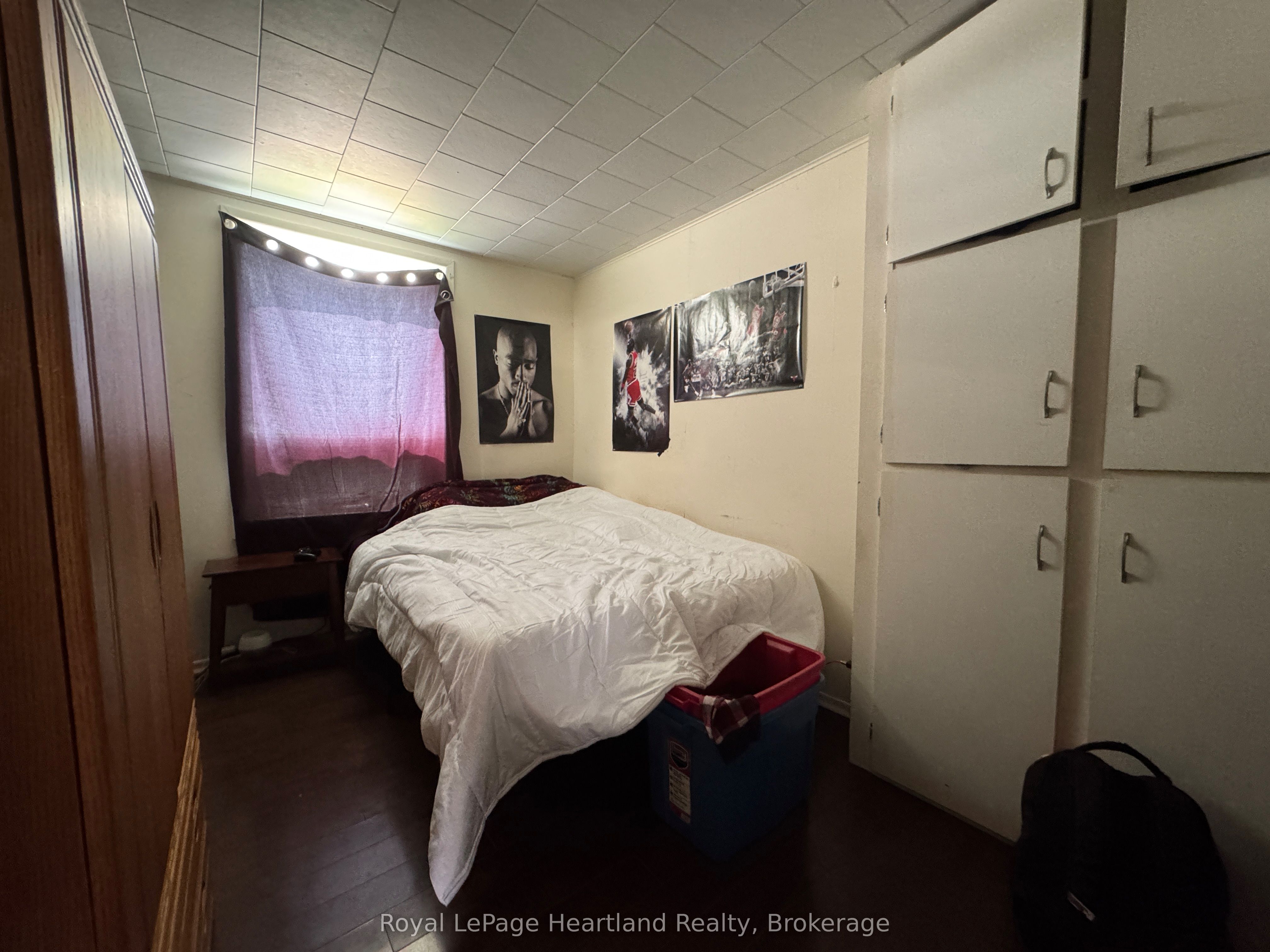 635 Yonge Street Property Photo 6