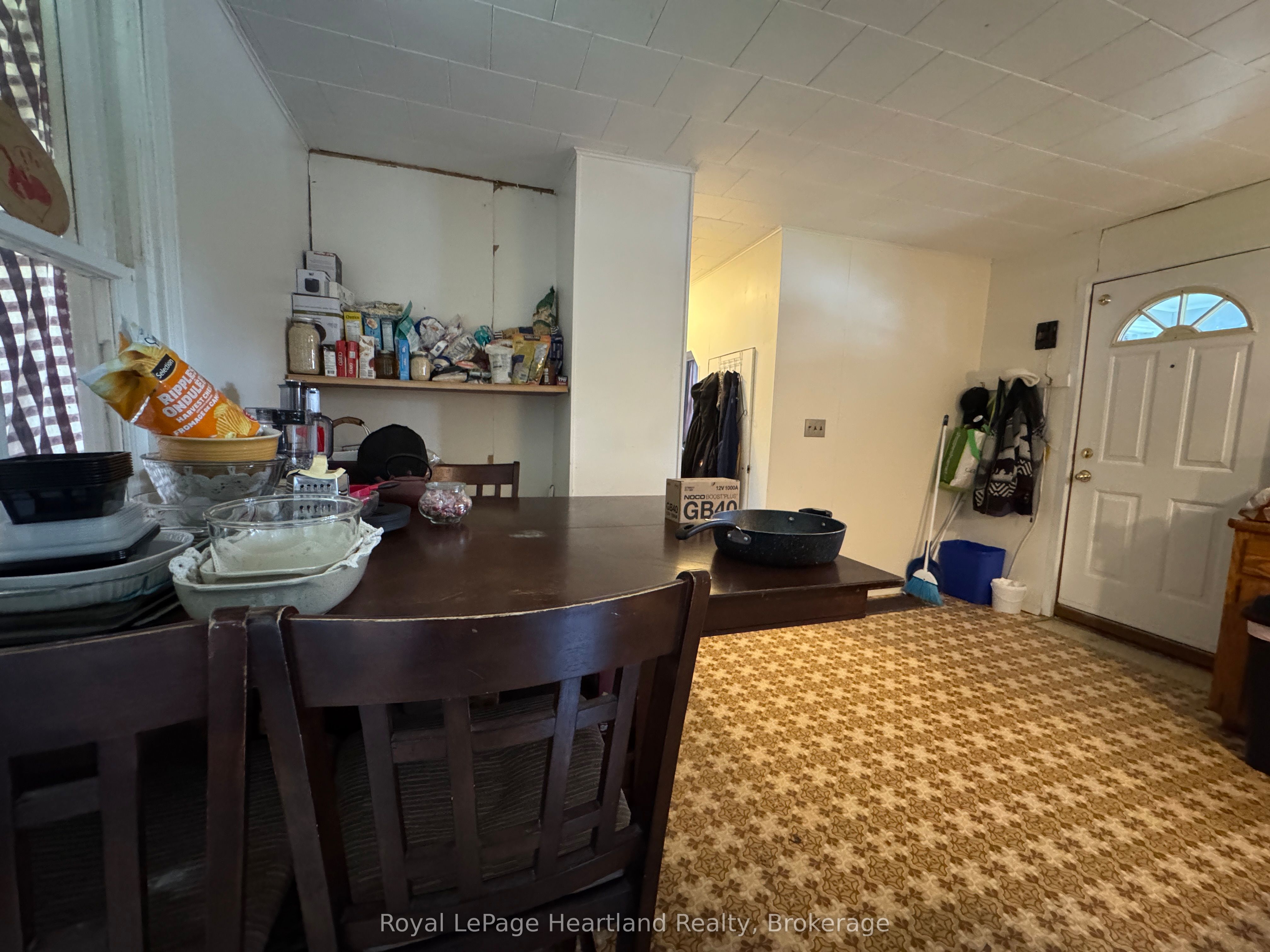 635 Yonge Street Property Photo 8