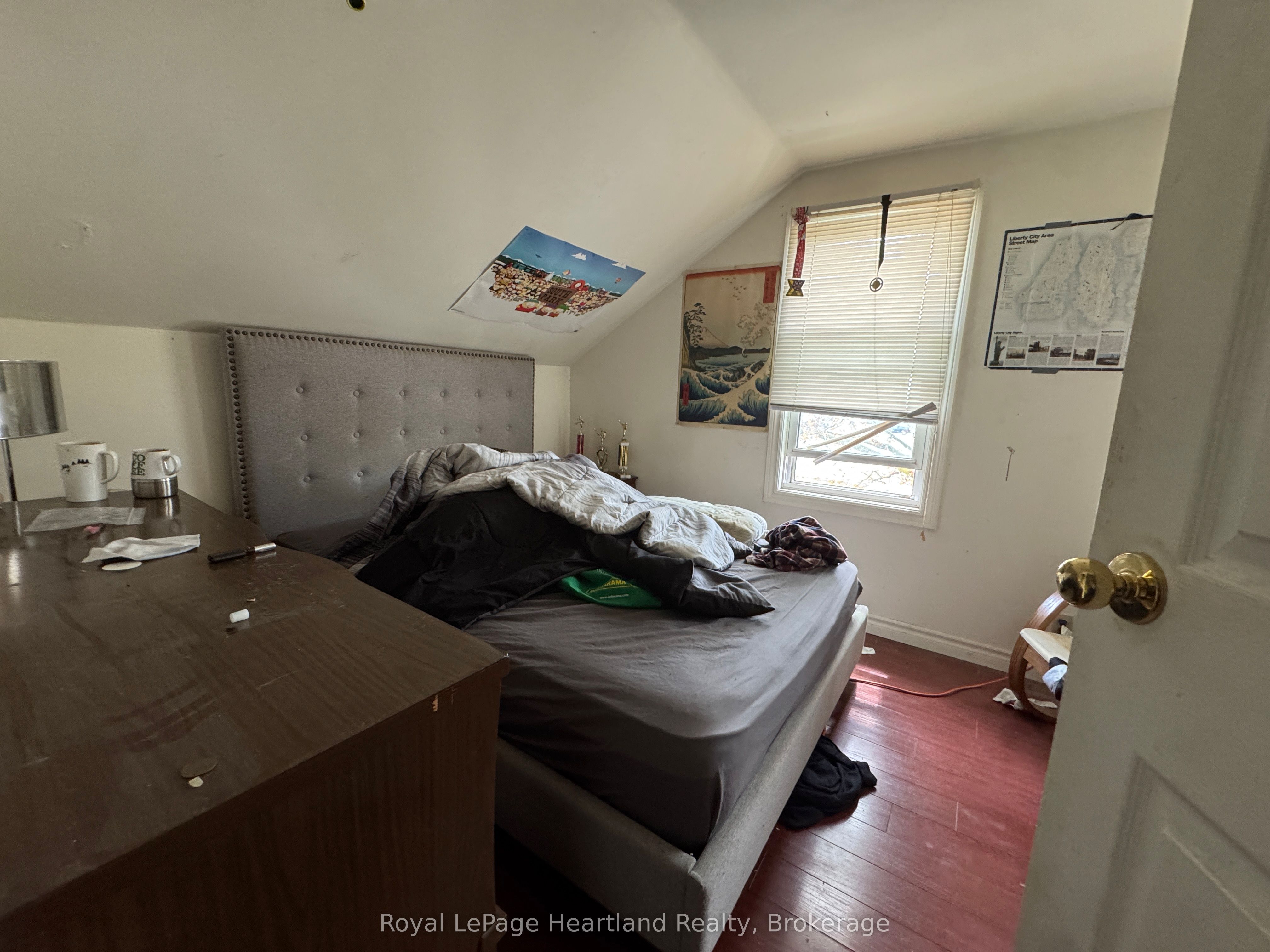 635 Yonge Street Property Photo 12