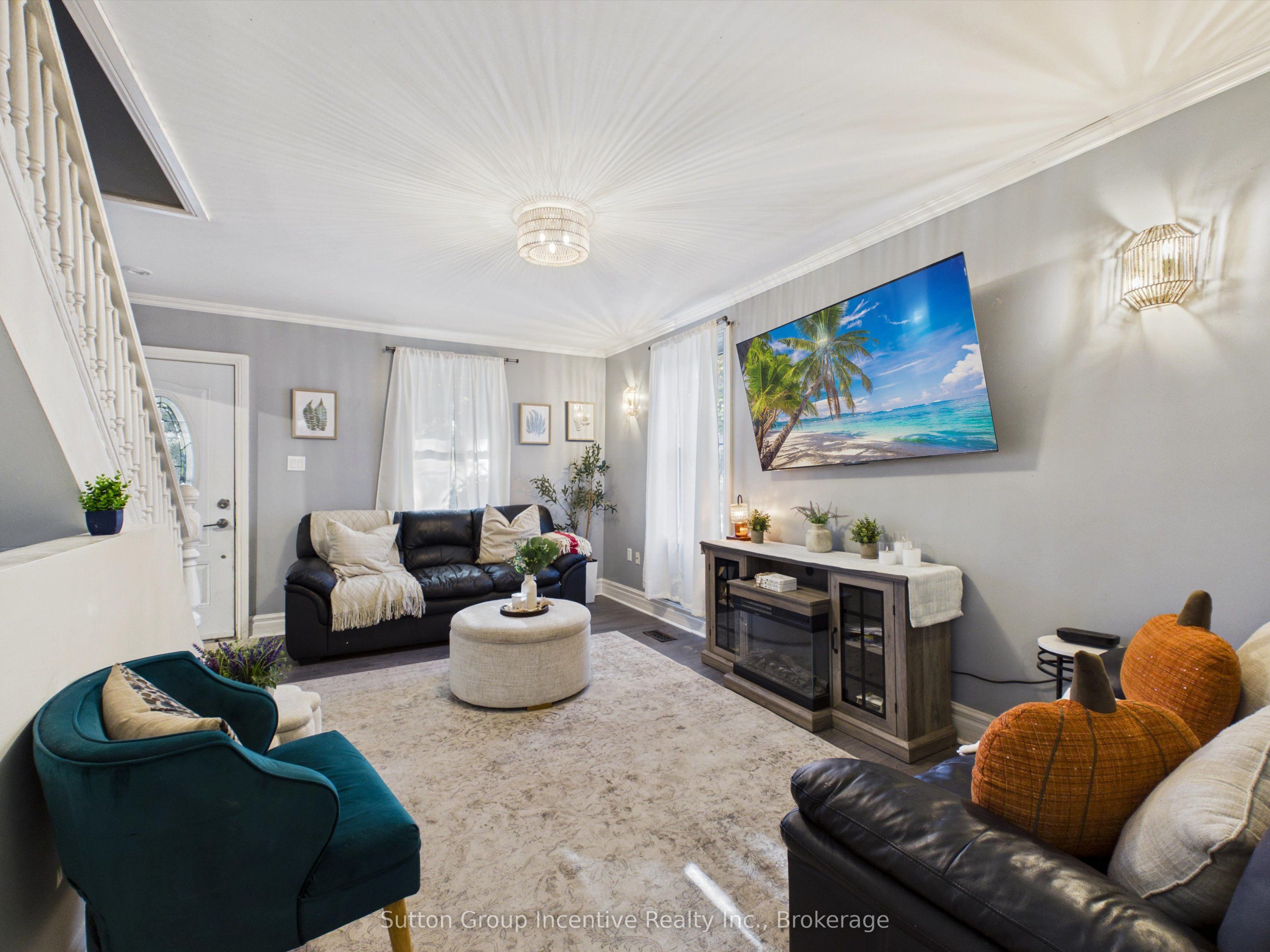 57 Woodward Street Property Photo 3