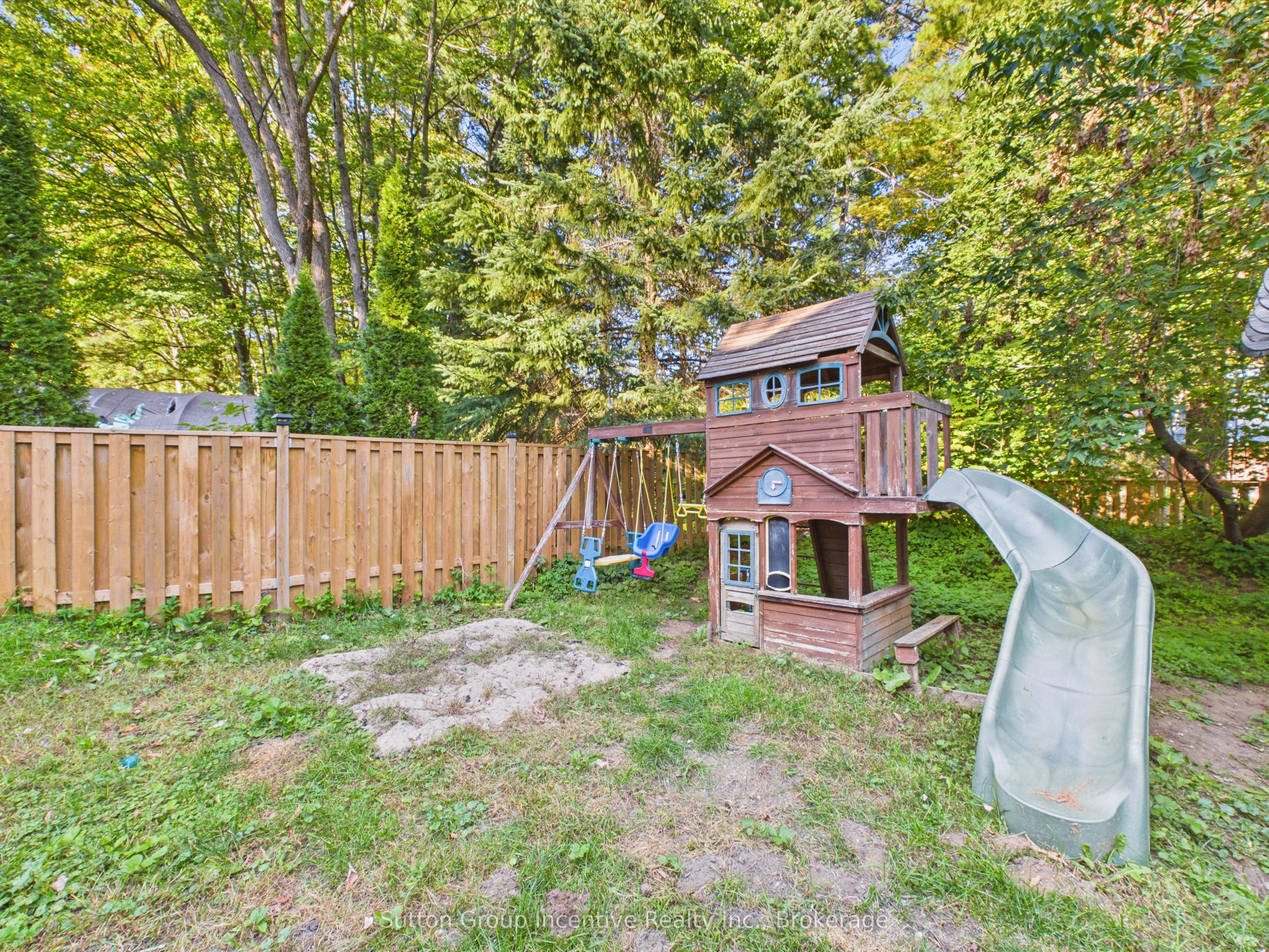 57 Woodward Street Property Photo 26
