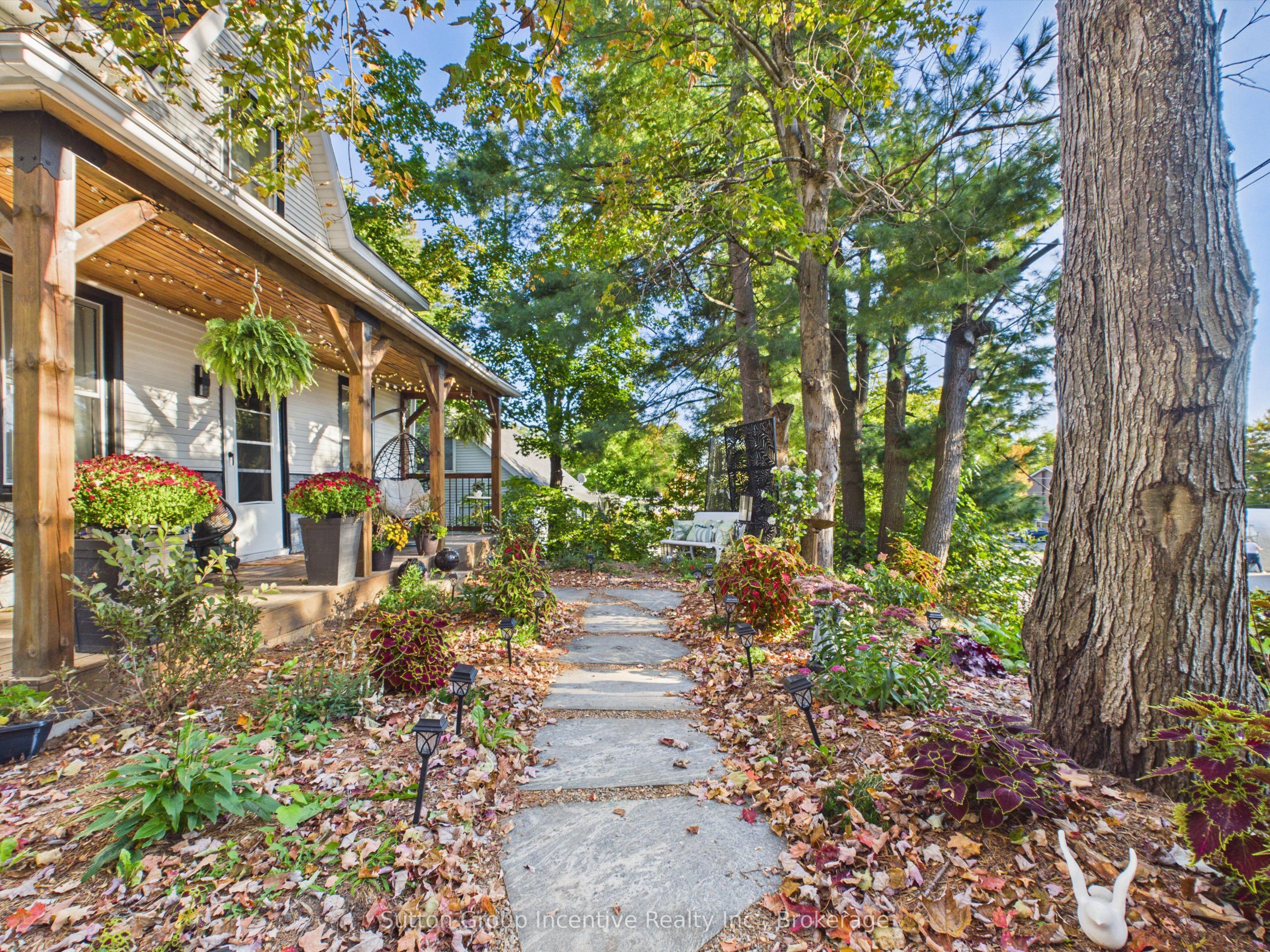 57 Woodward Street Property Photo 33