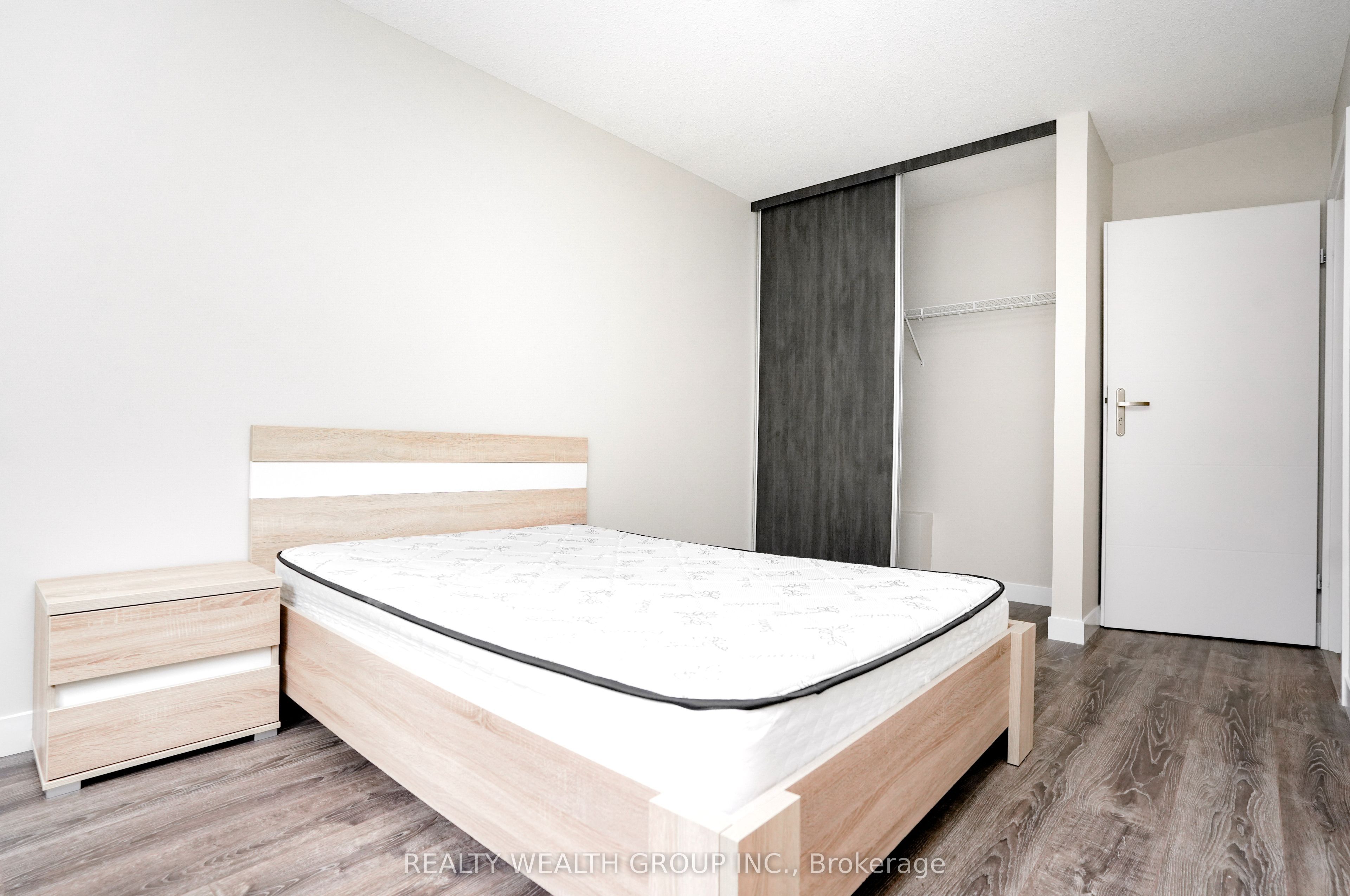 288 Albert Street 113 Property Photo 13