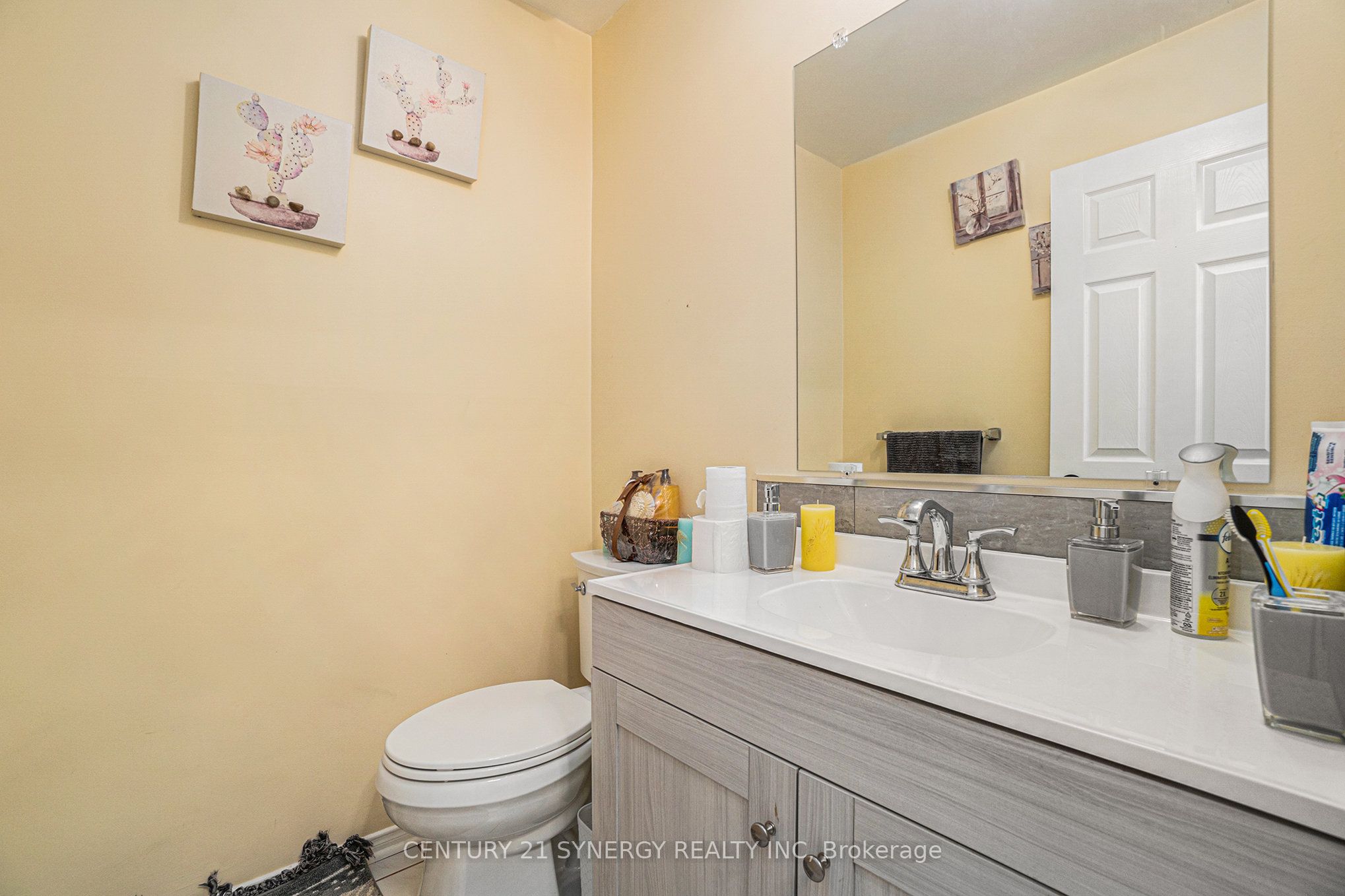6415 Viseneau Drive Property Photo 16
