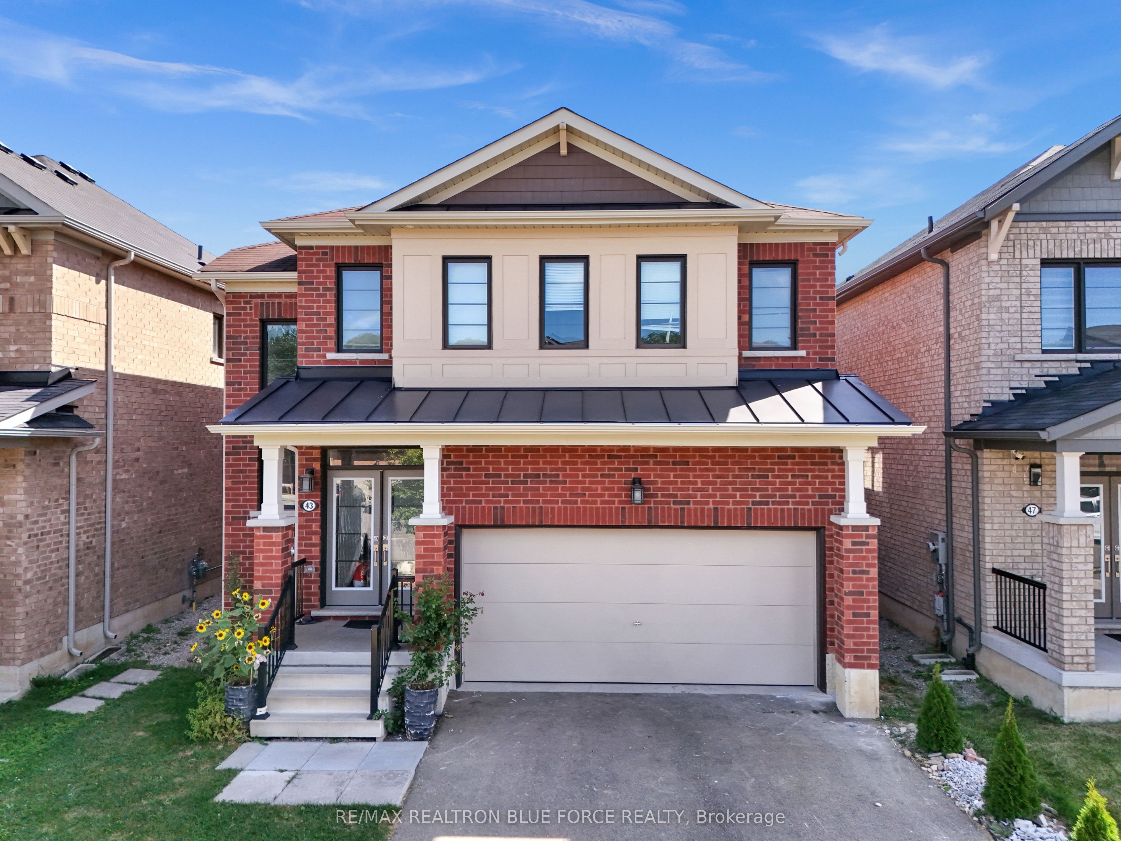 43 July Avenue Property Photo 1
