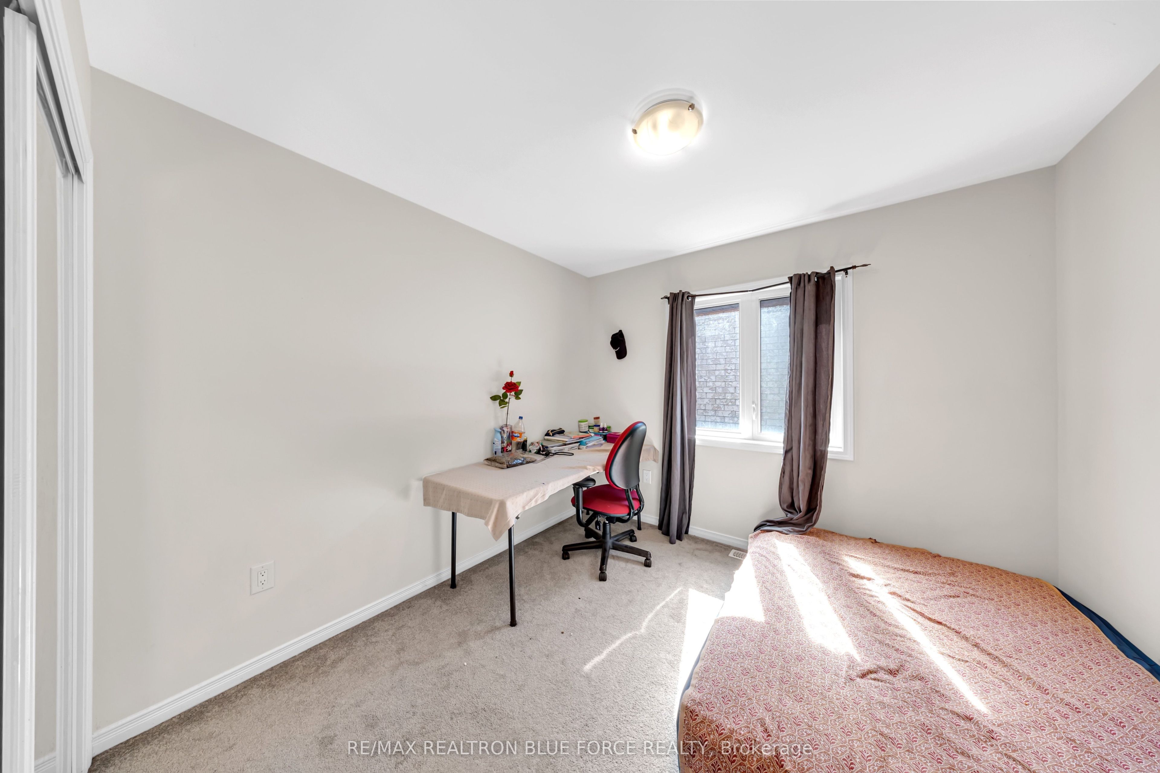 43 July Avenue Property Photo 23