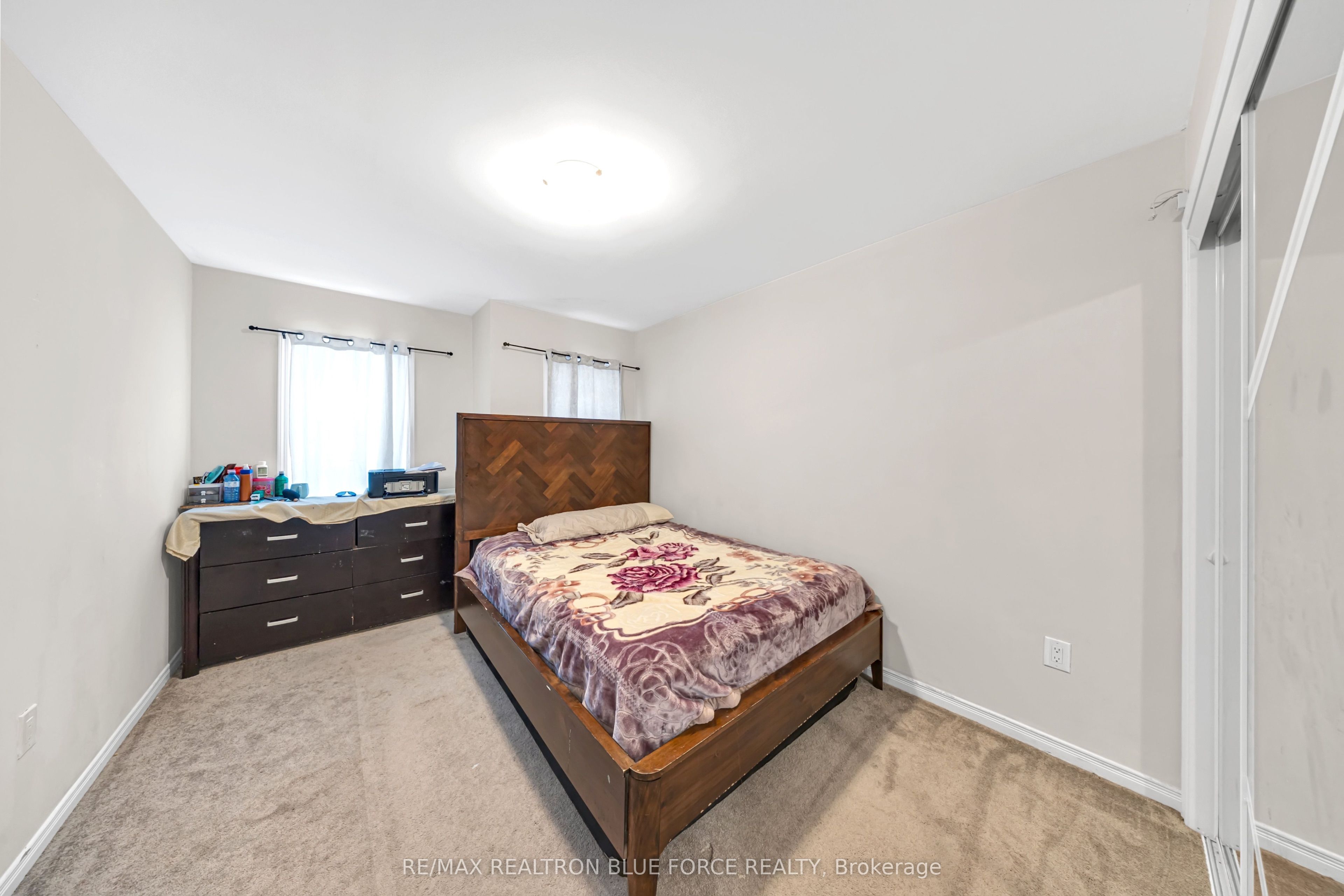 43 July Avenue Property Photo 25