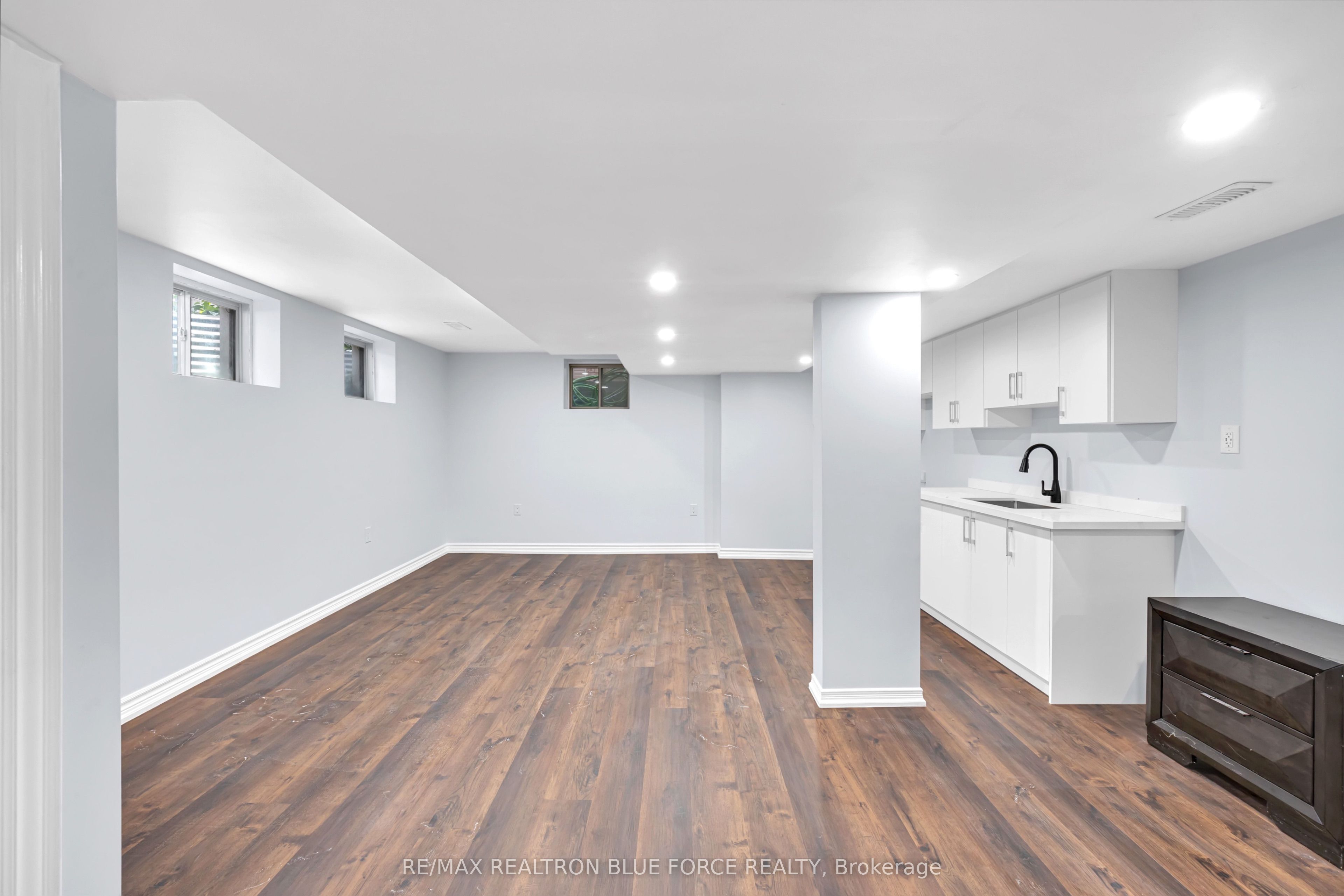 43 July Avenue Property Photo 29